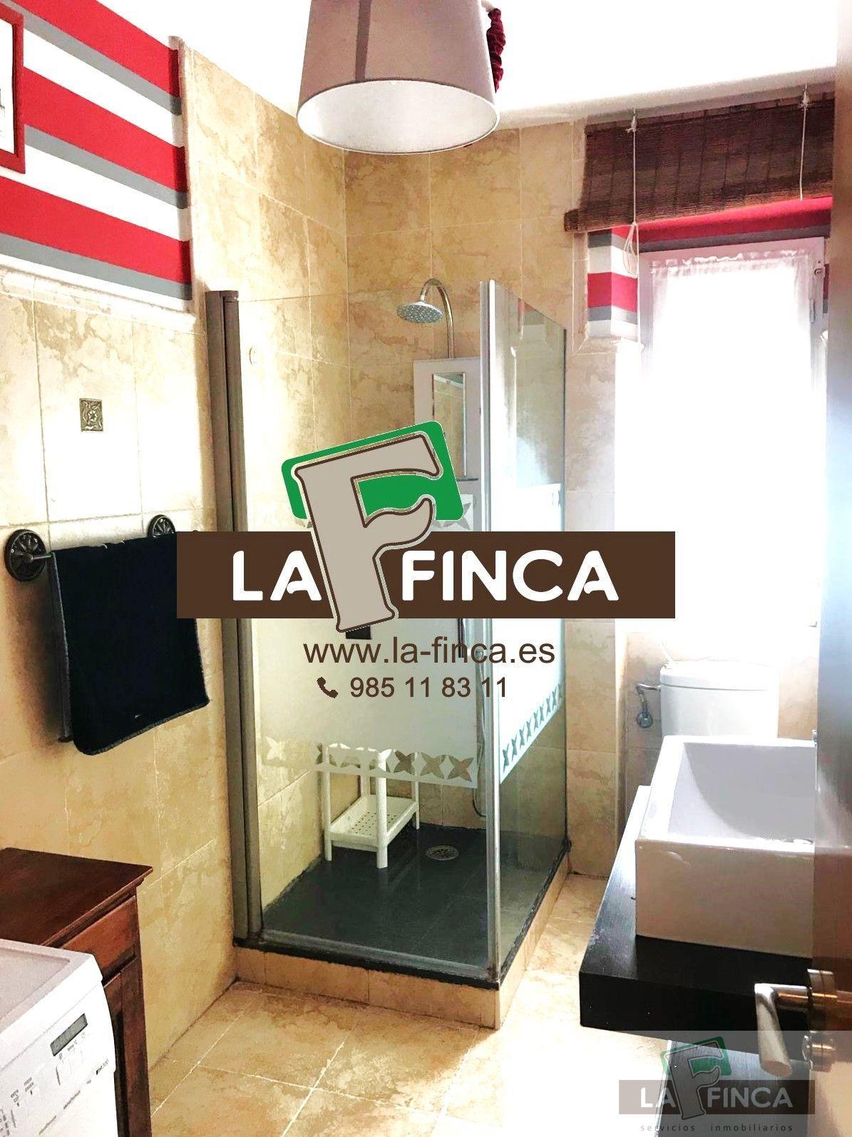 For sale of flat in León