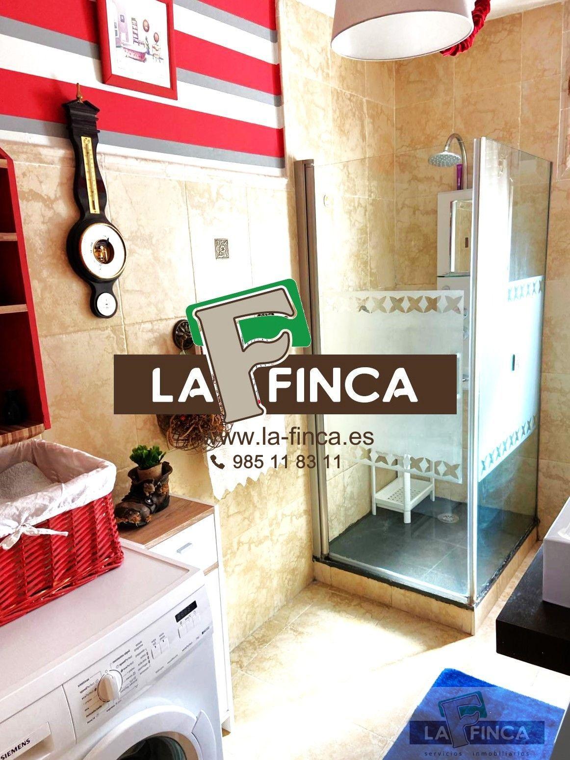 For sale of flat in León
