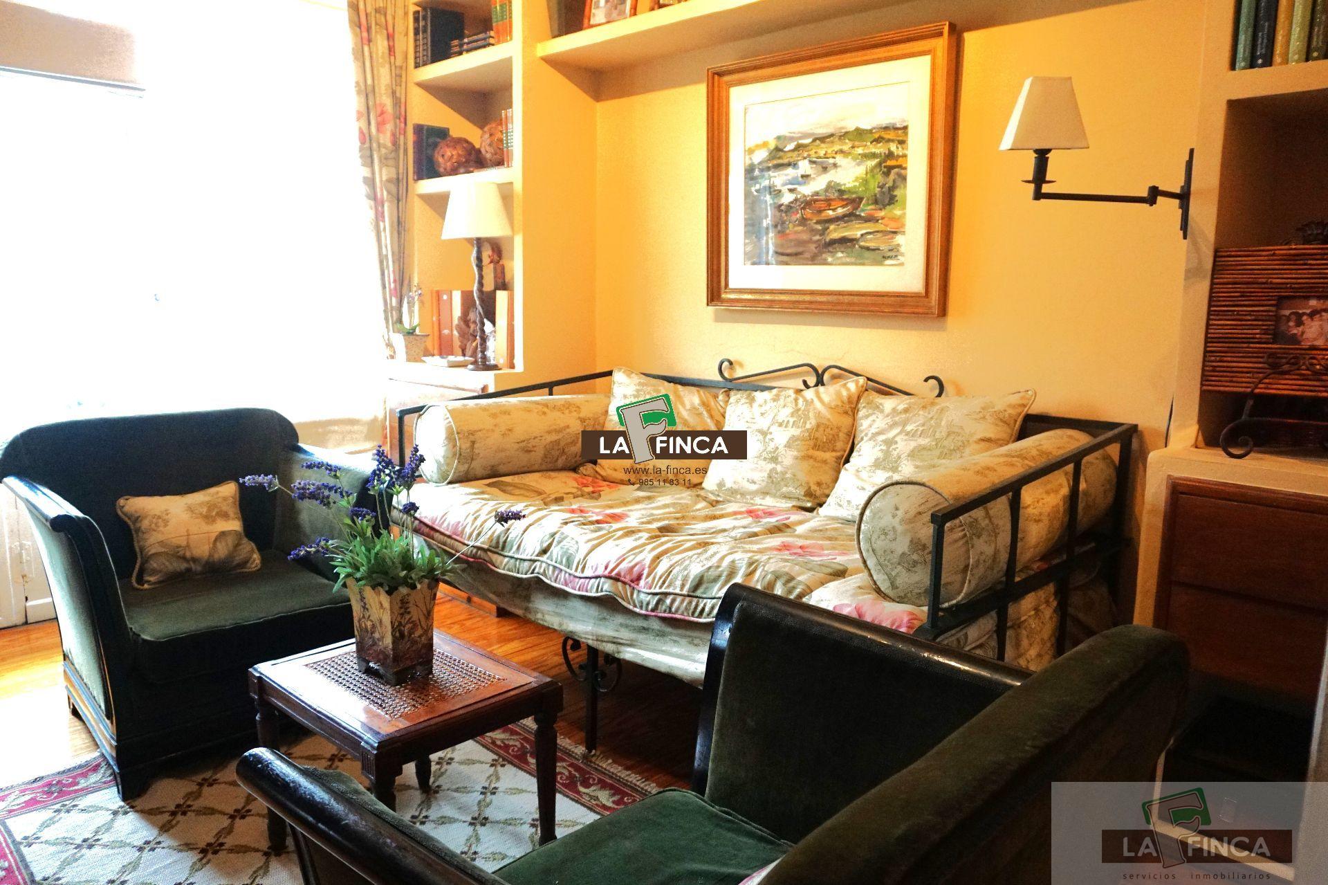 For sale of flat in Oviedo