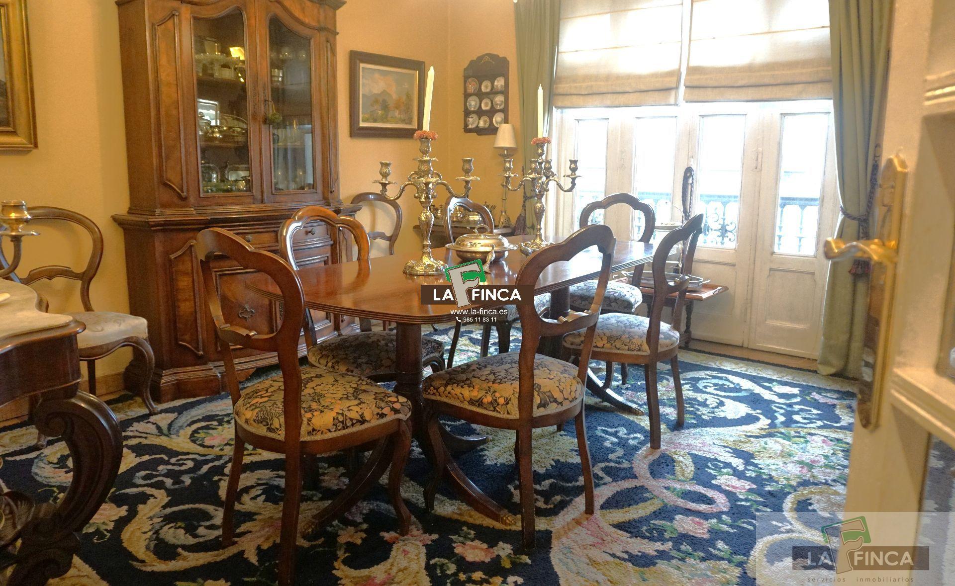 For sale of flat in Oviedo