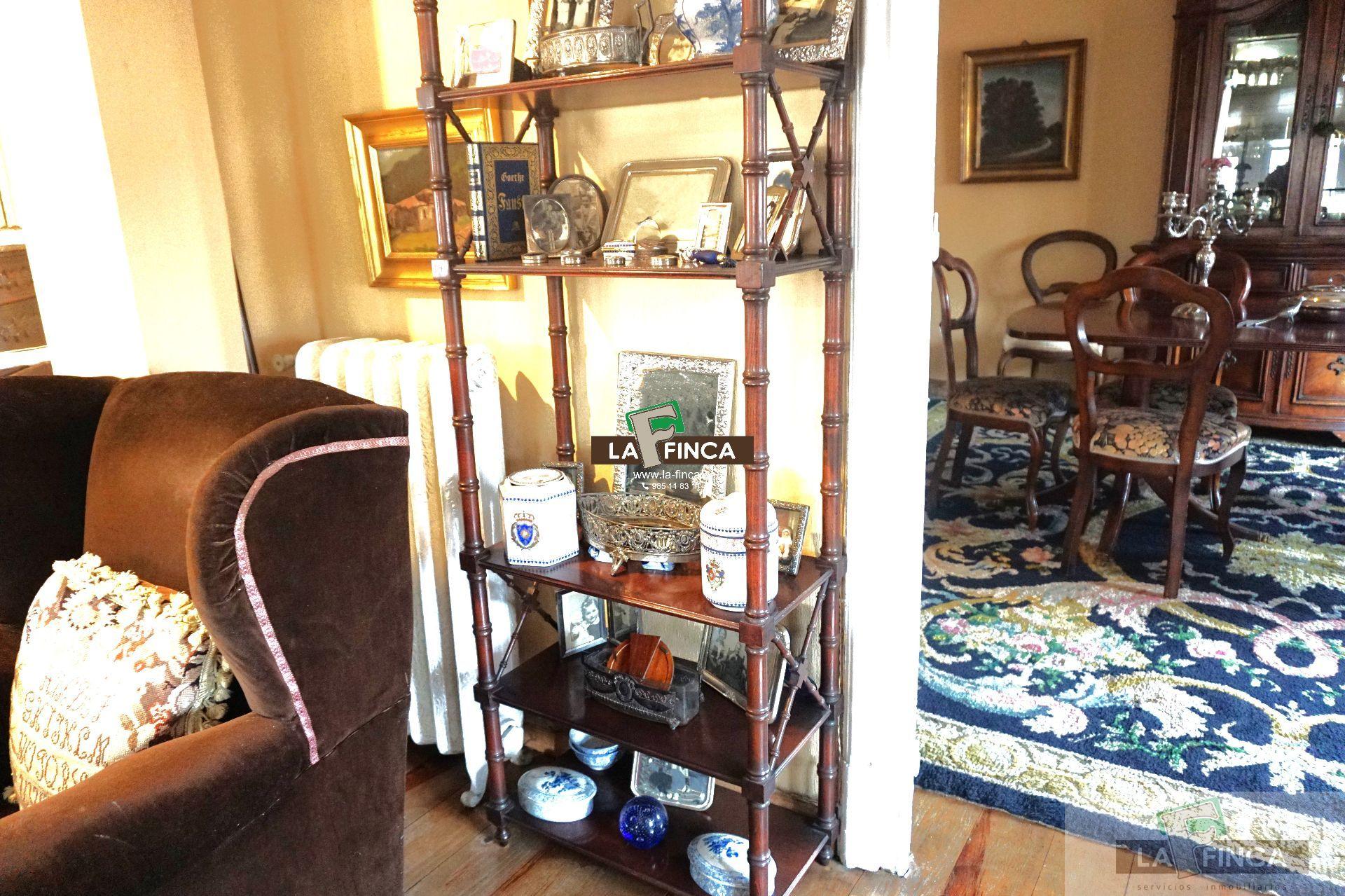 For sale of flat in Oviedo