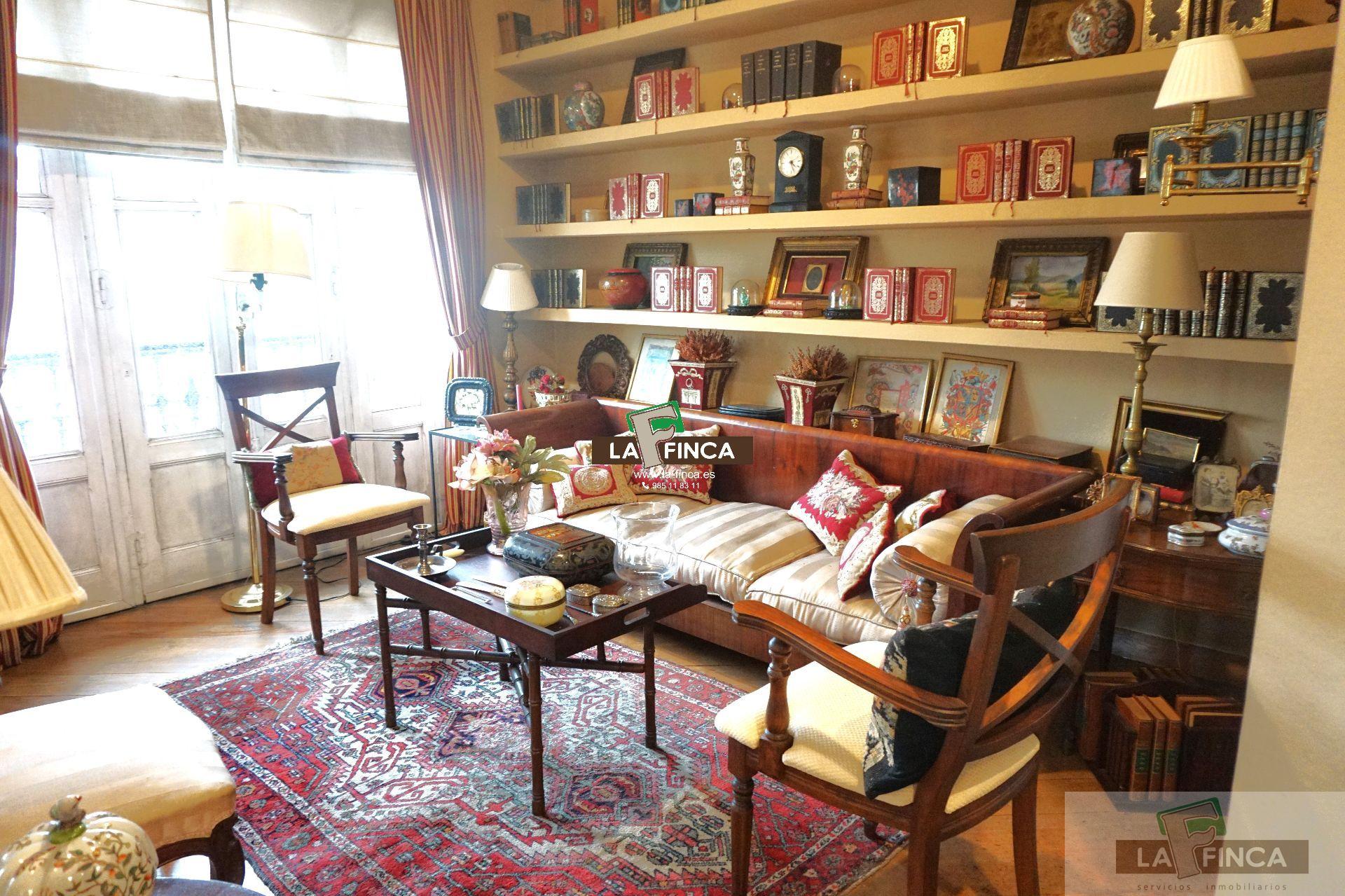 For sale of flat in Oviedo