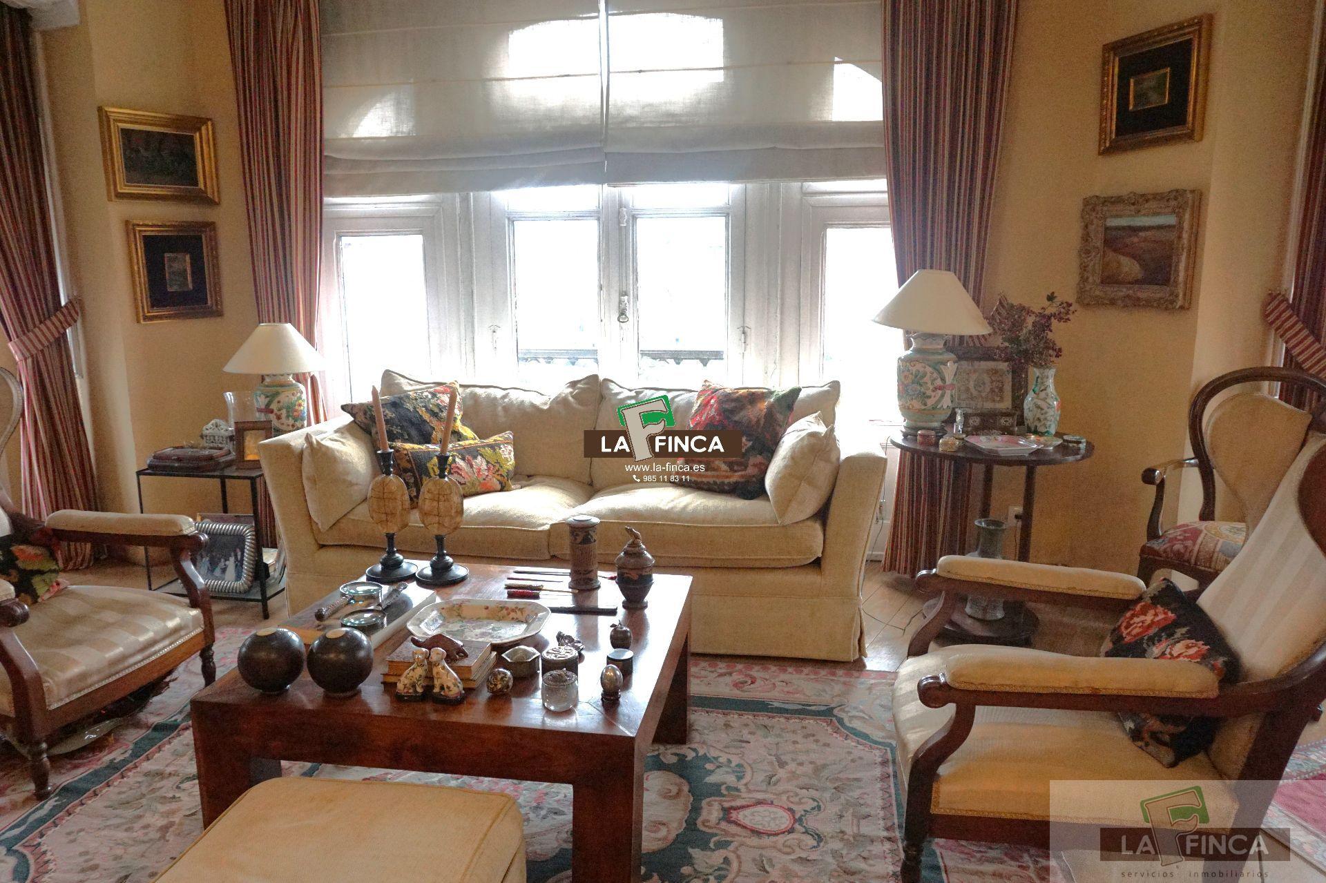 For sale of flat in Oviedo