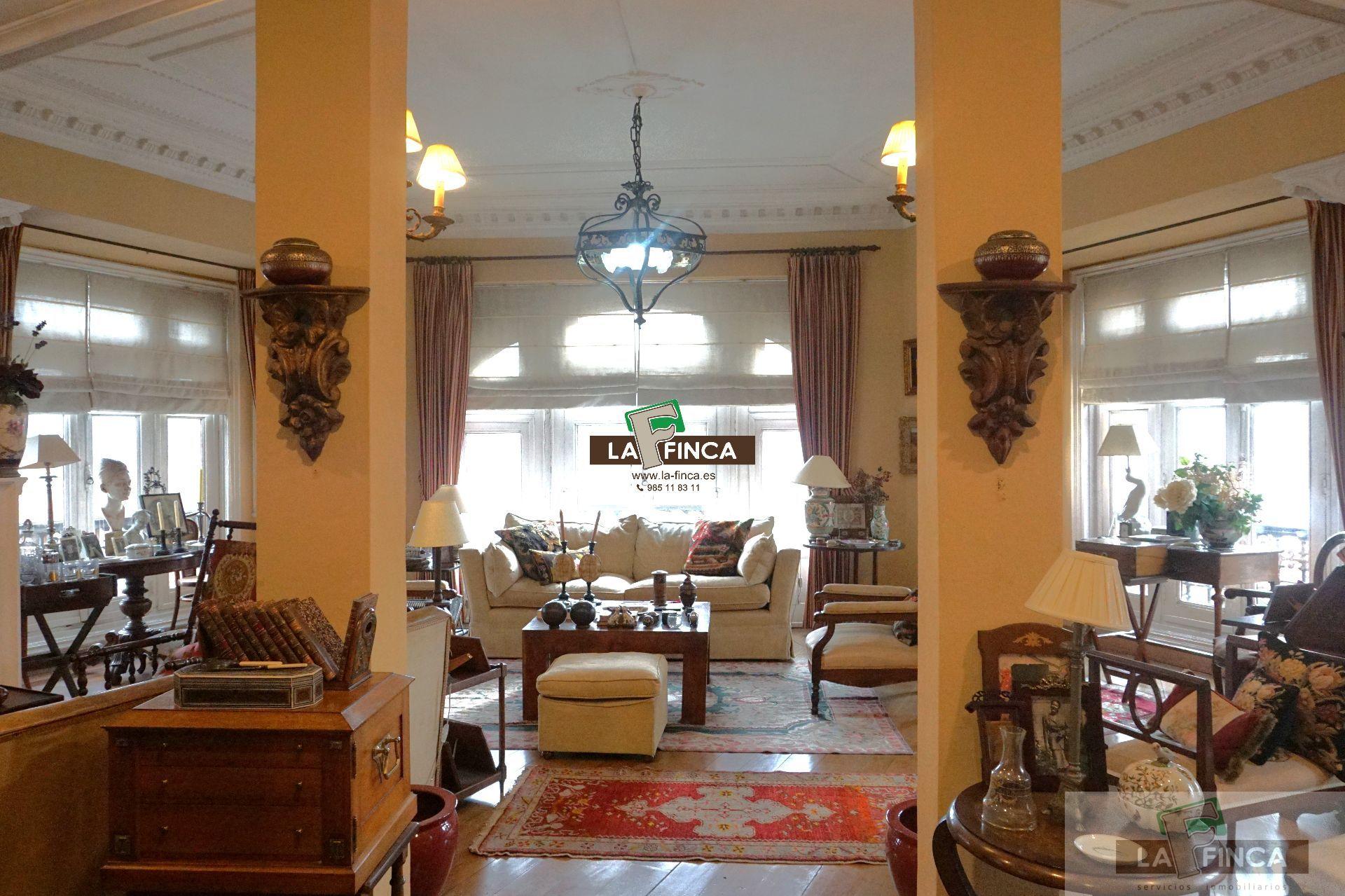 For sale of flat in Oviedo