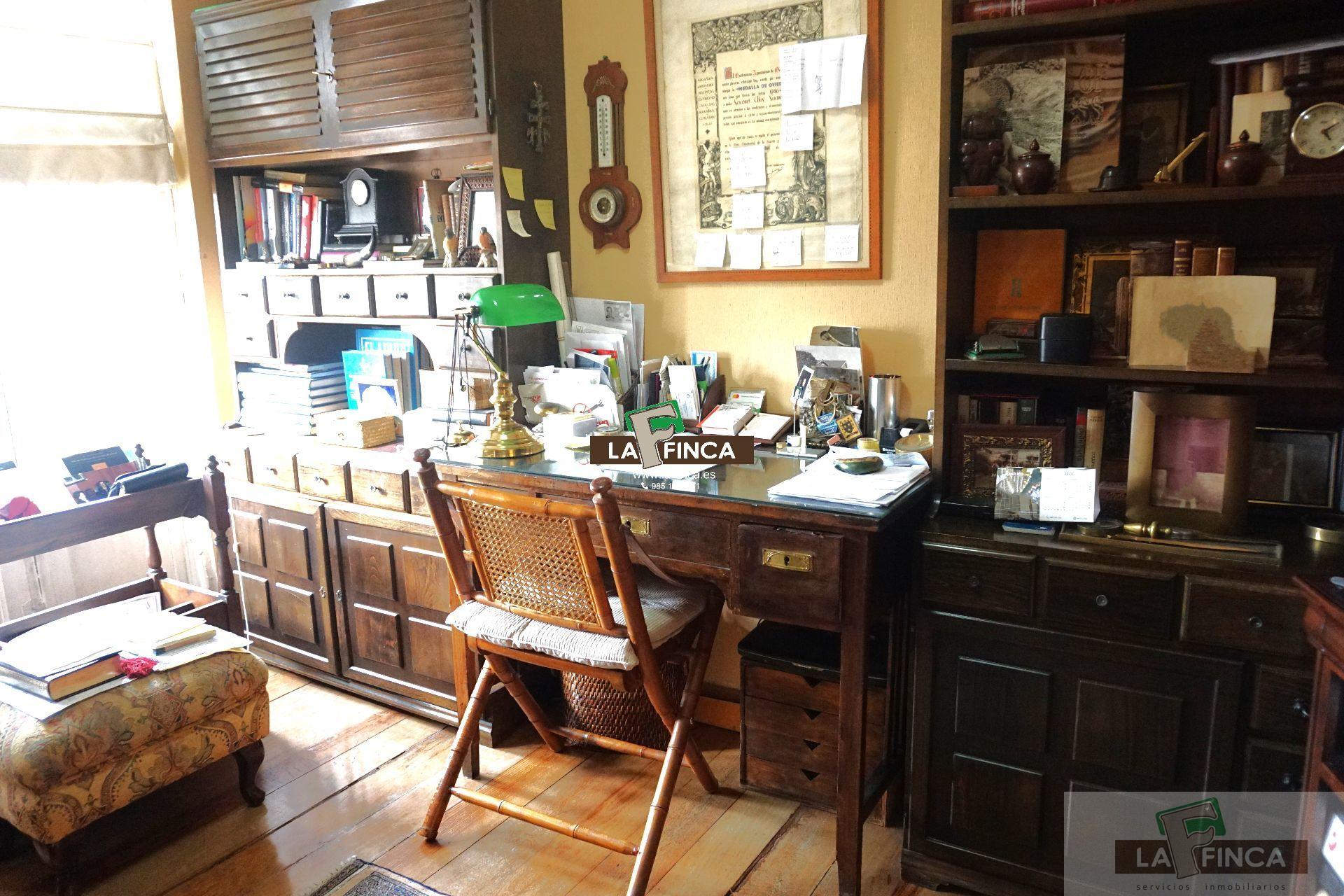 For sale of flat in Oviedo