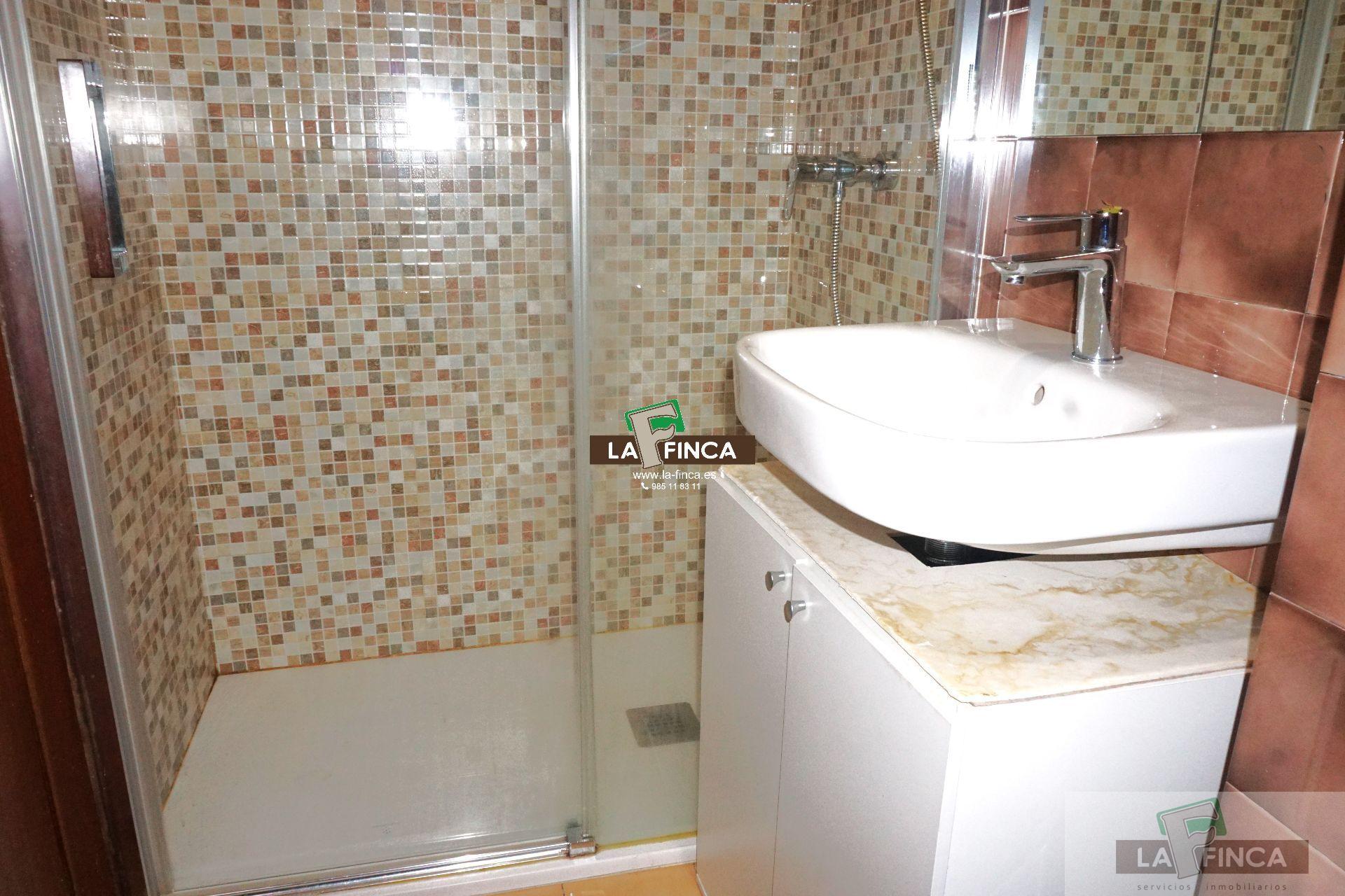 For sale of flat in Oviedo