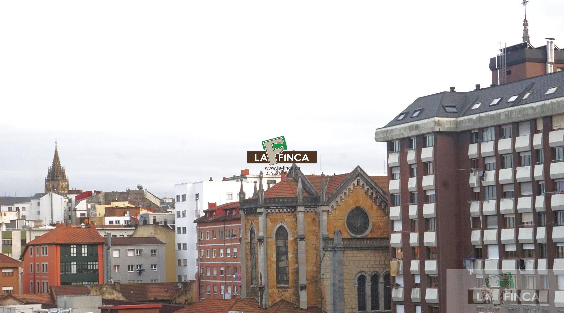 For sale of flat in Oviedo