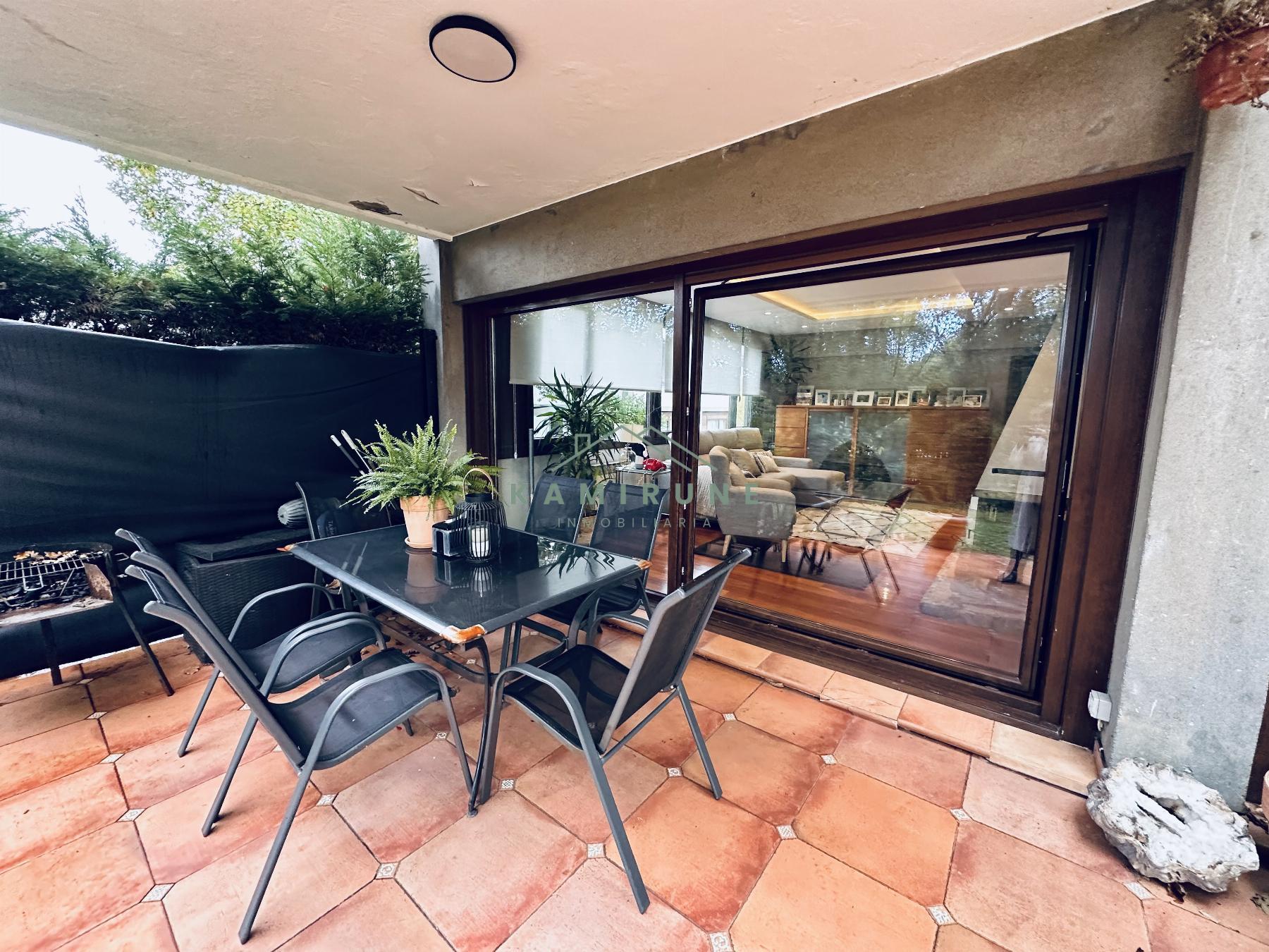 For sale of flat in Lezama