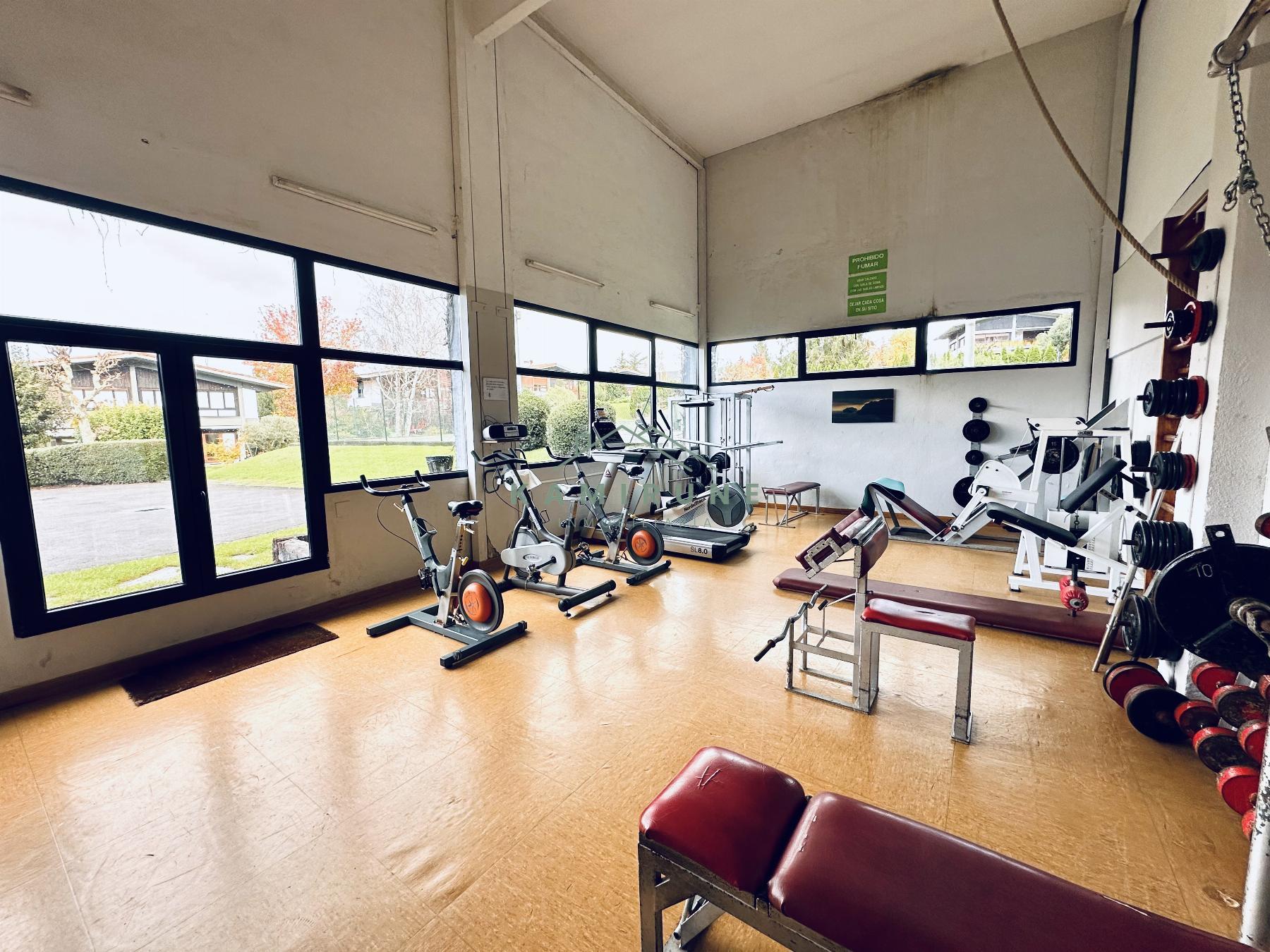 For sale of flat in Lezama