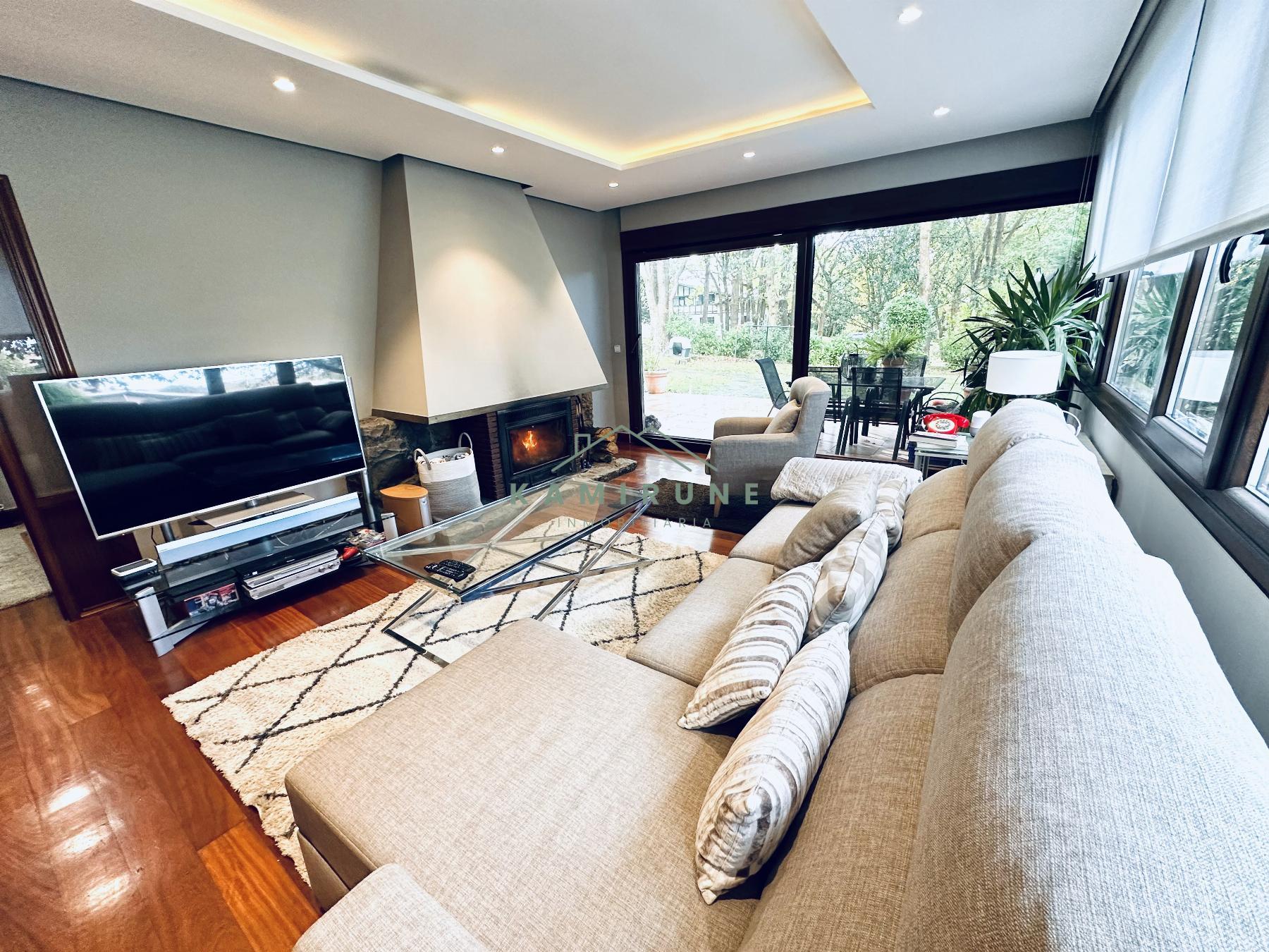 For sale of flat in Lezama