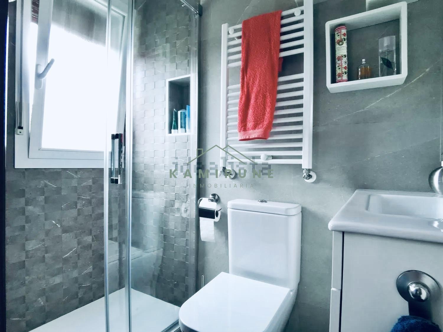 For sale of flat in Santurtzi