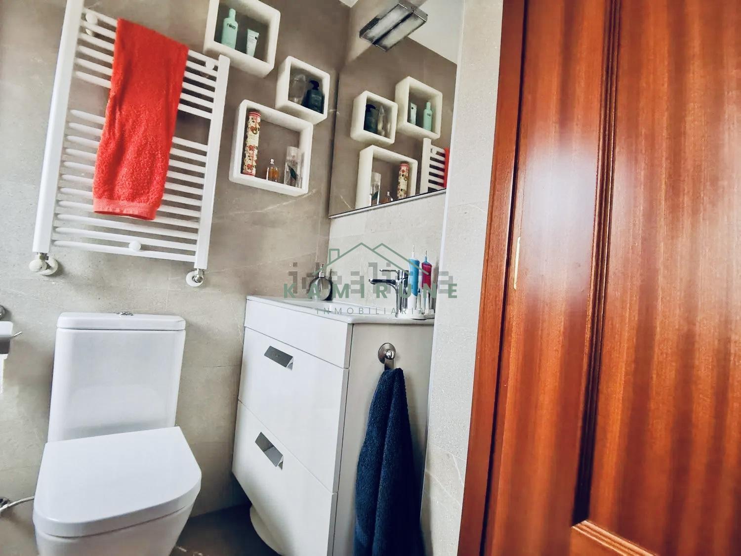 For sale of flat in Santurtzi