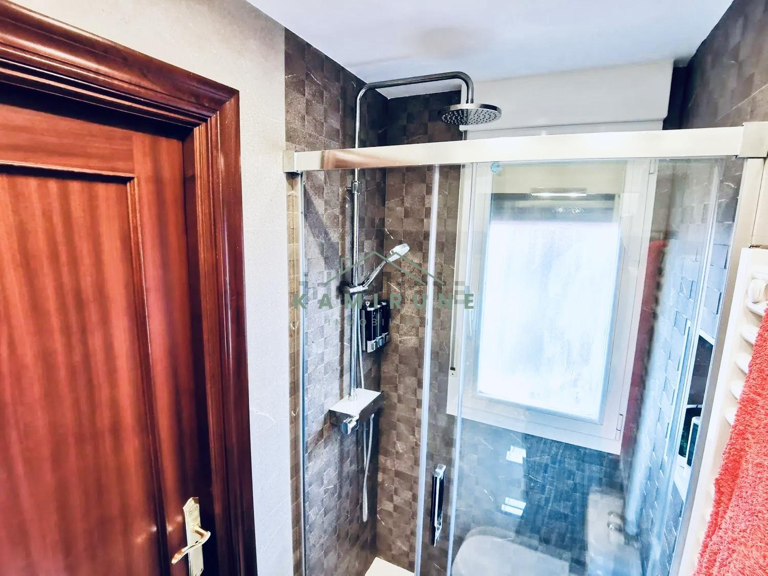 For sale of flat in Santurtzi