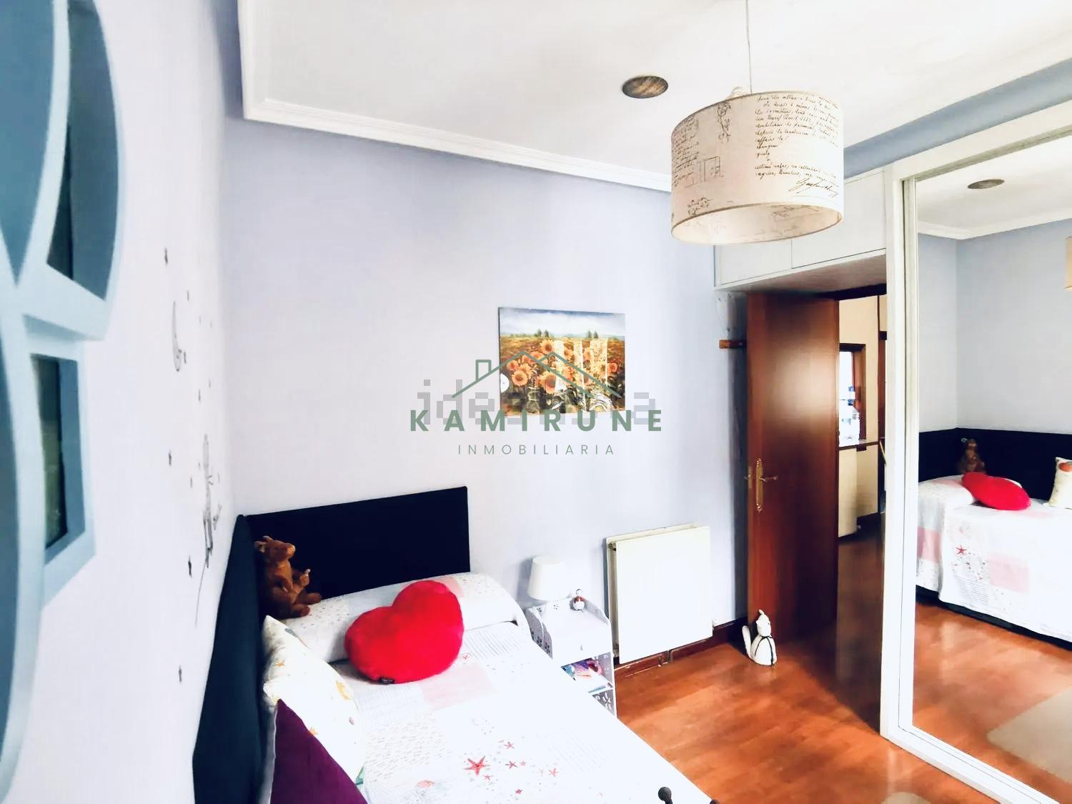 For sale of flat in Santurtzi