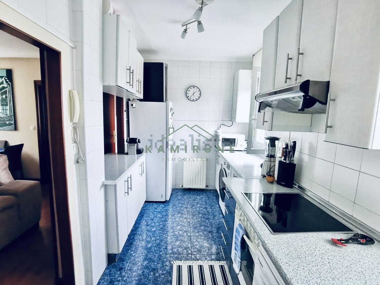 For sale of flat in Santurtzi
