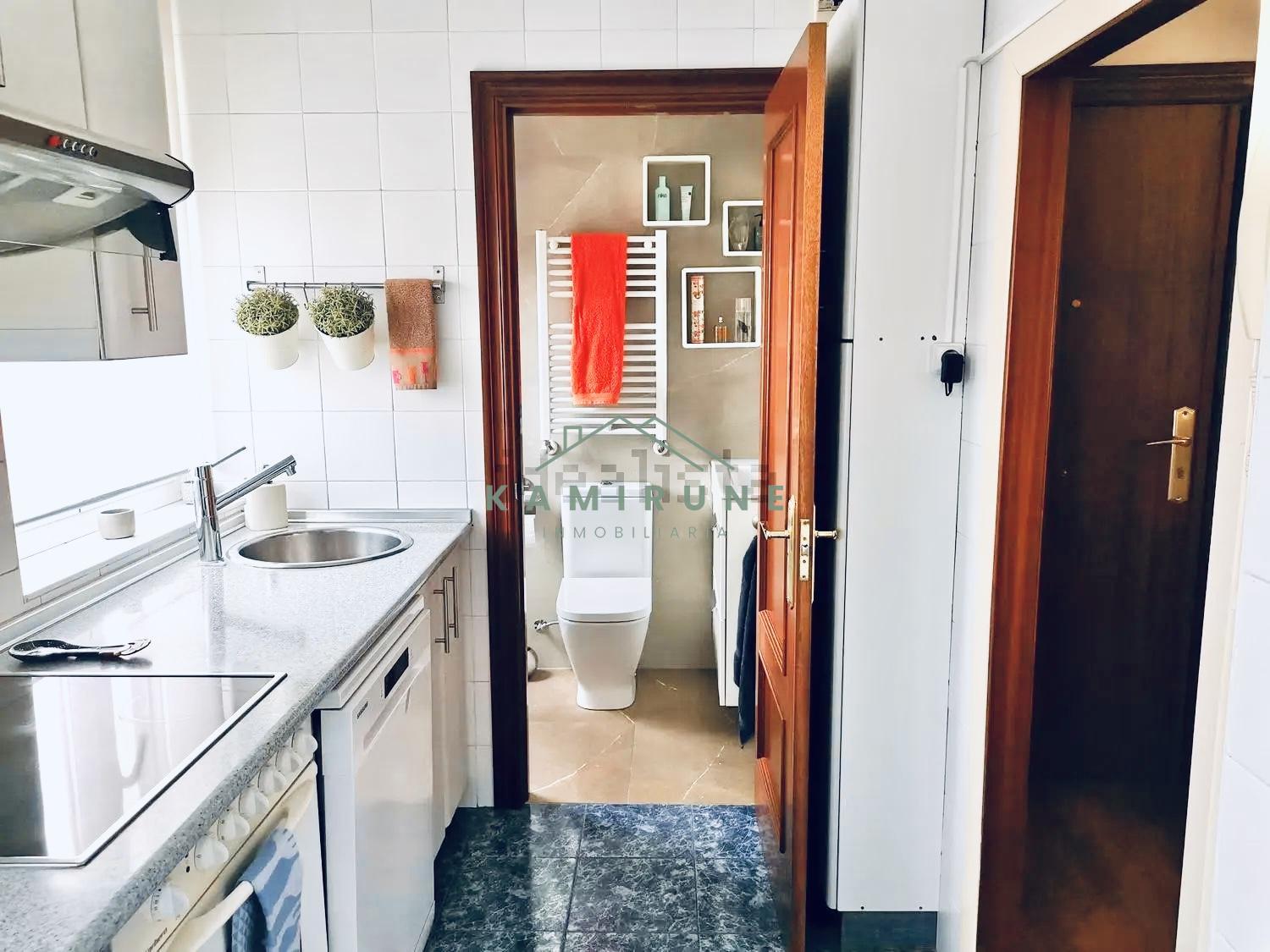 For sale of flat in Santurtzi