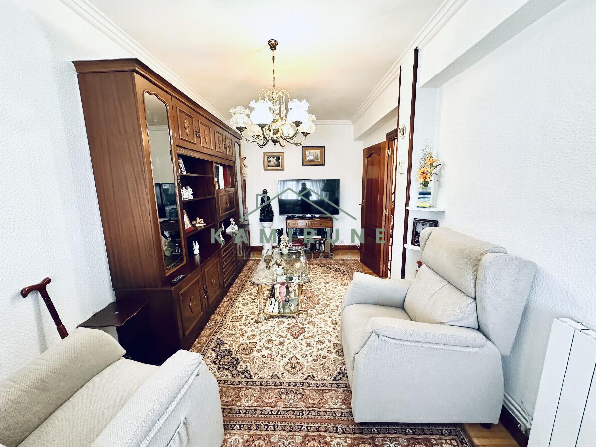 For sale of flat in Barakaldo