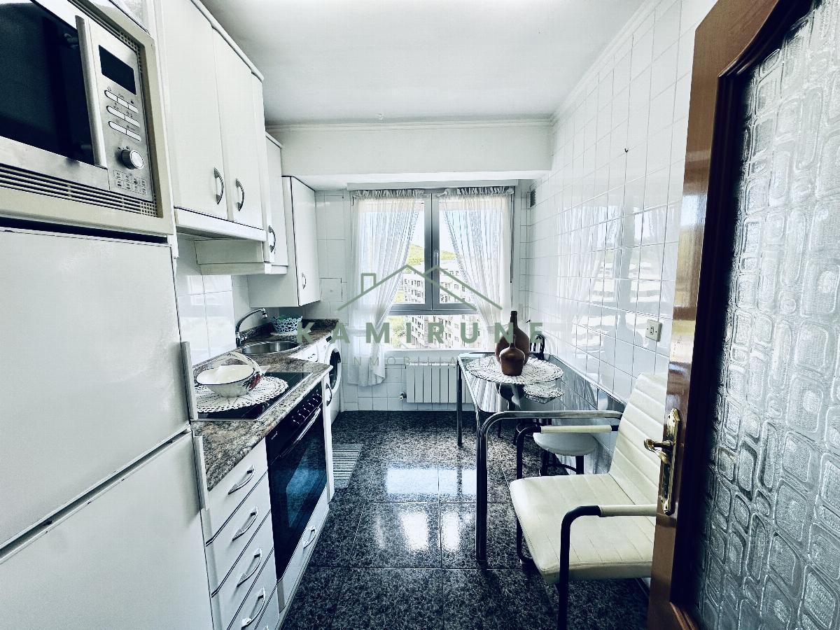 For sale of flat in Barakaldo