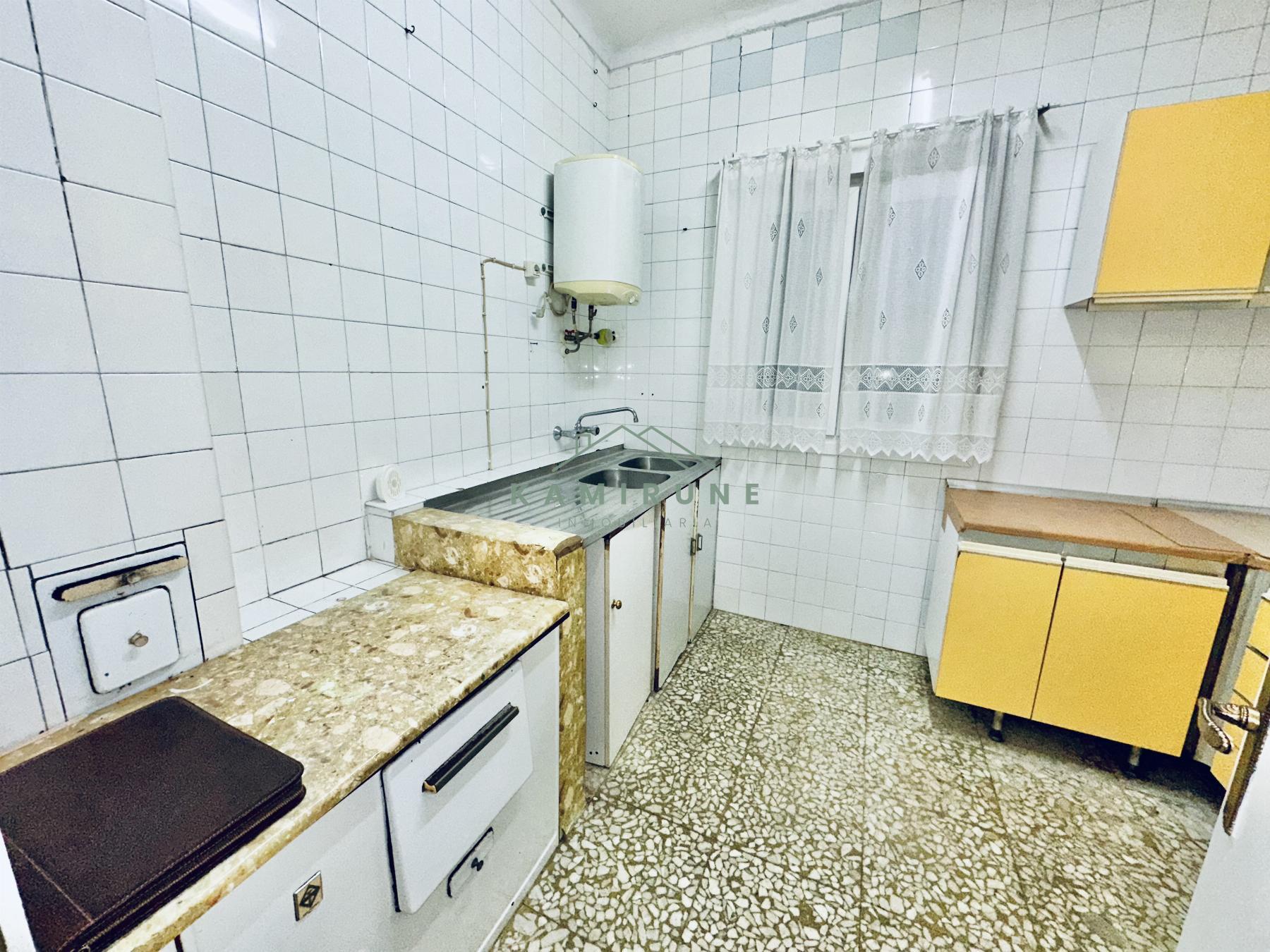 For sale of flat in Santurtzi