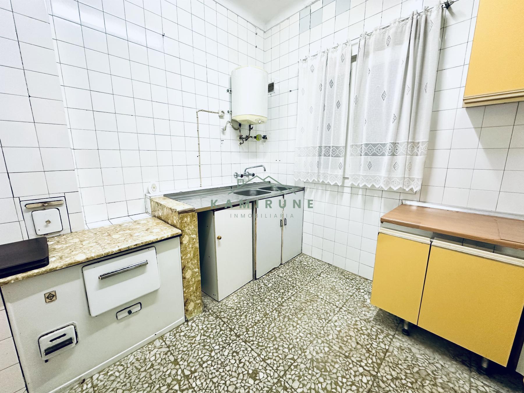 For sale of flat in Santurtzi