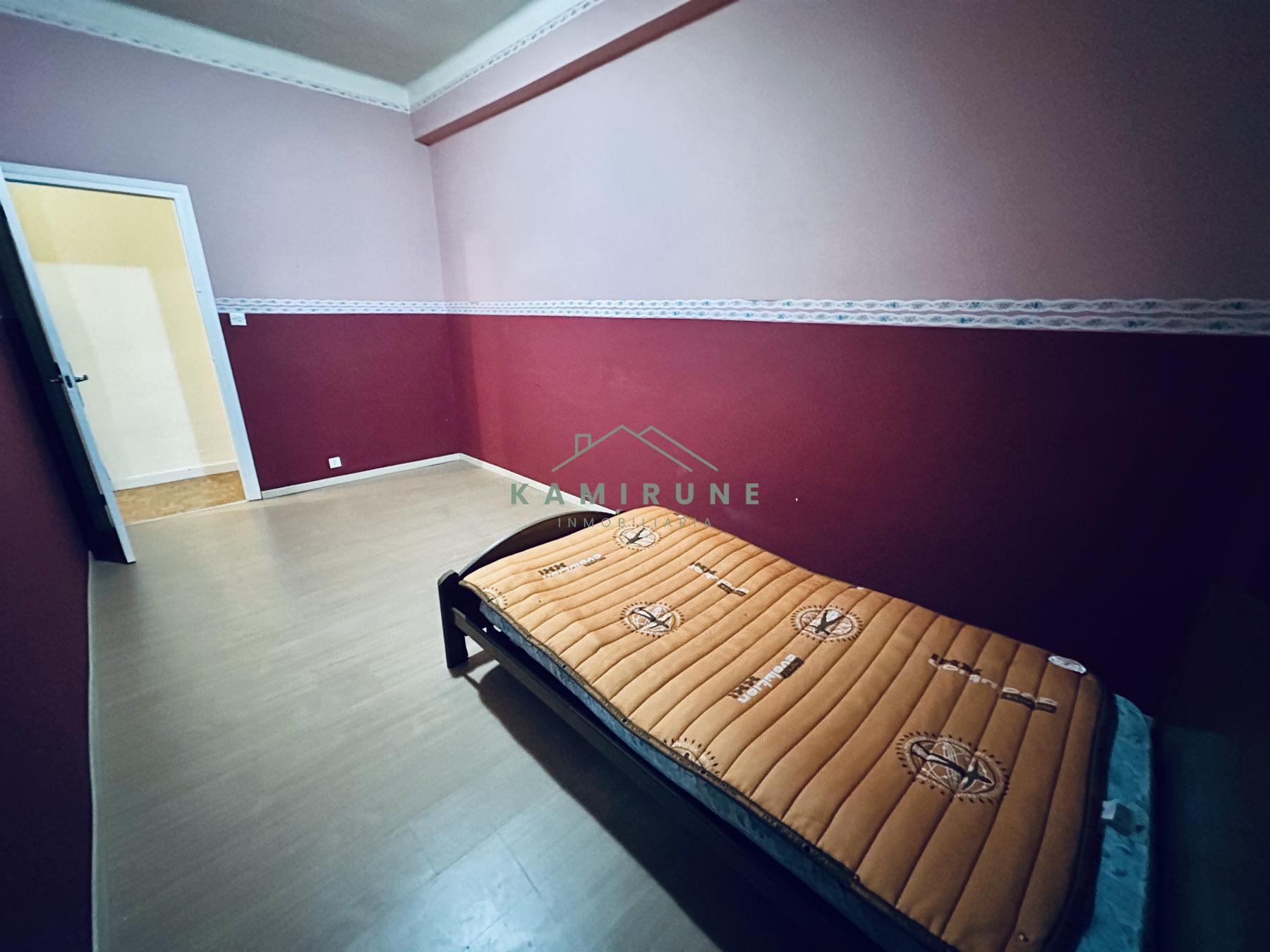 For sale of flat in Santurtzi
