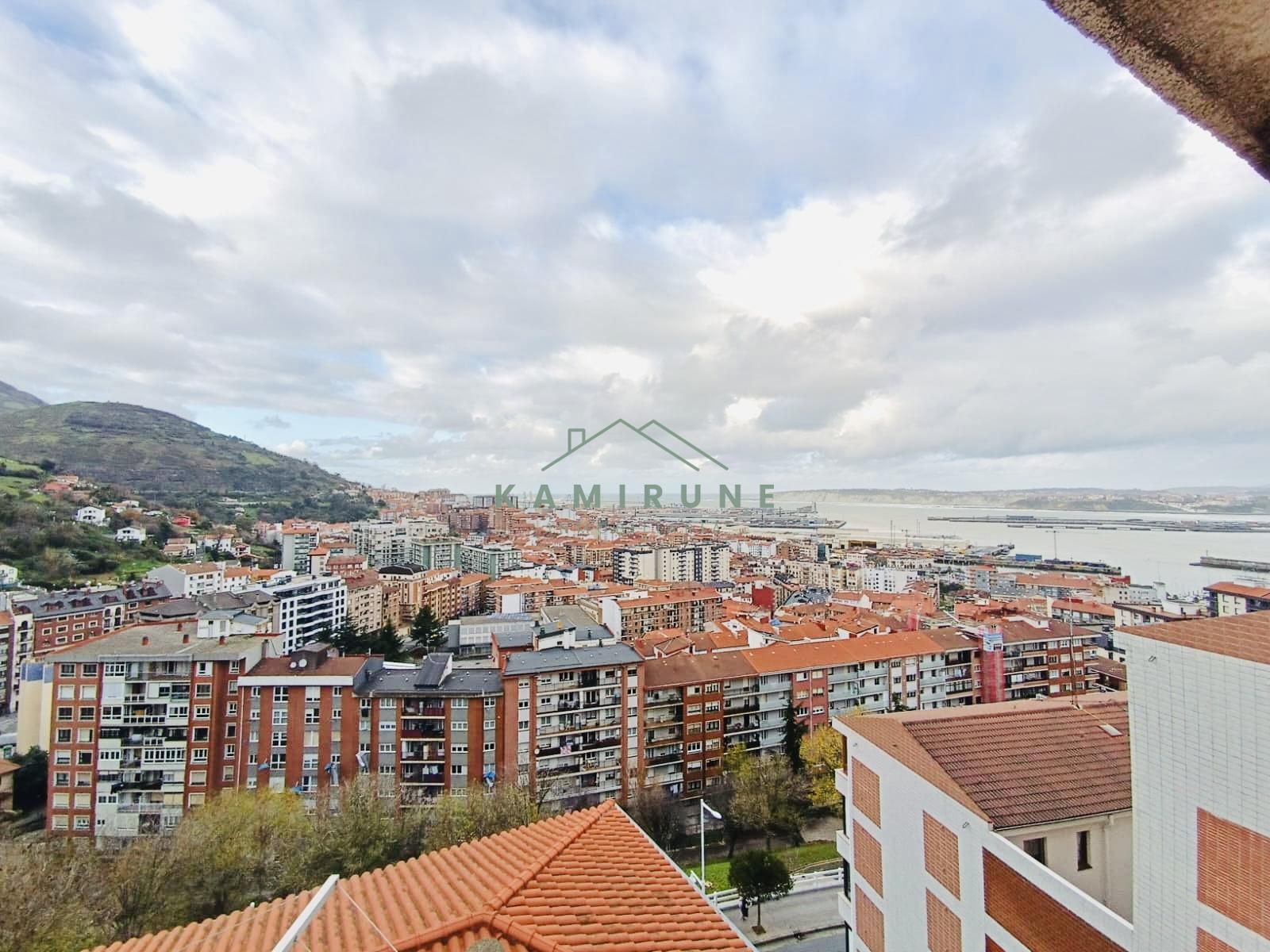 For sale of flat in Portugalete