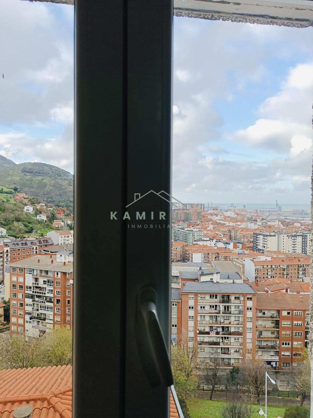 For sale of flat in Portugalete