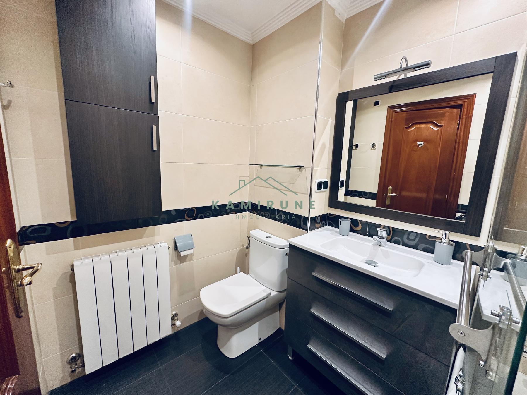 For sale of flat in Basauri