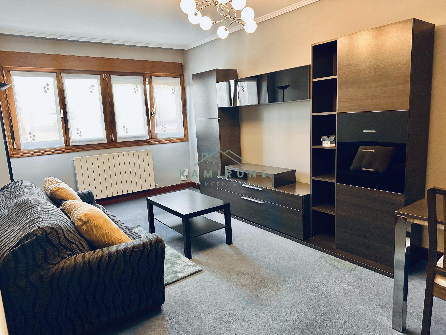For sale of flat in Basauri