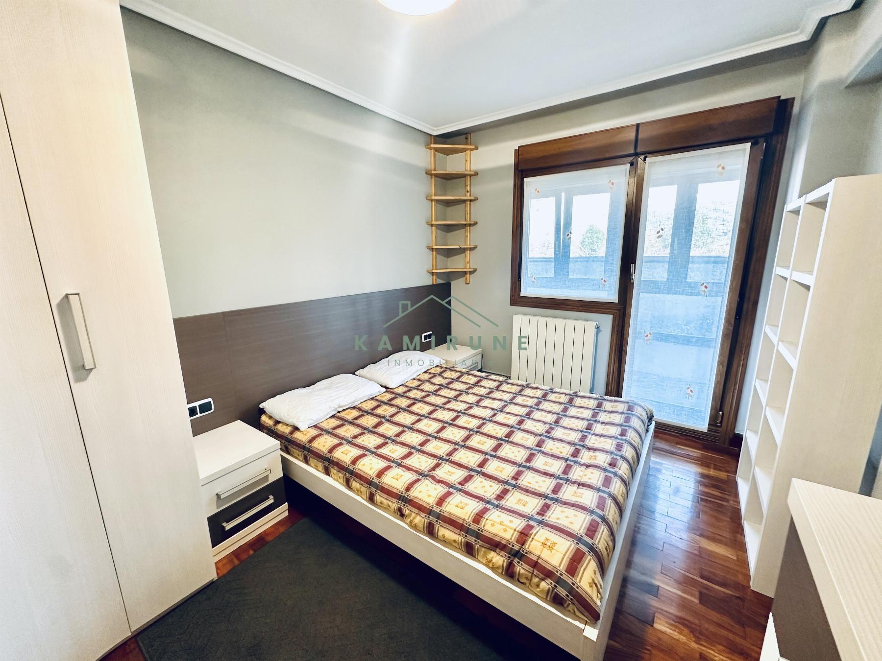For sale of flat in Basauri