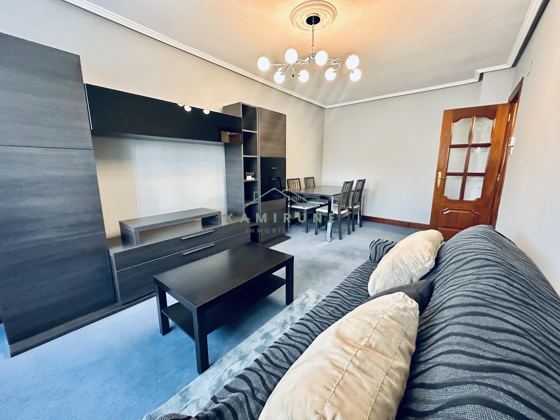 For sale of flat in Basauri