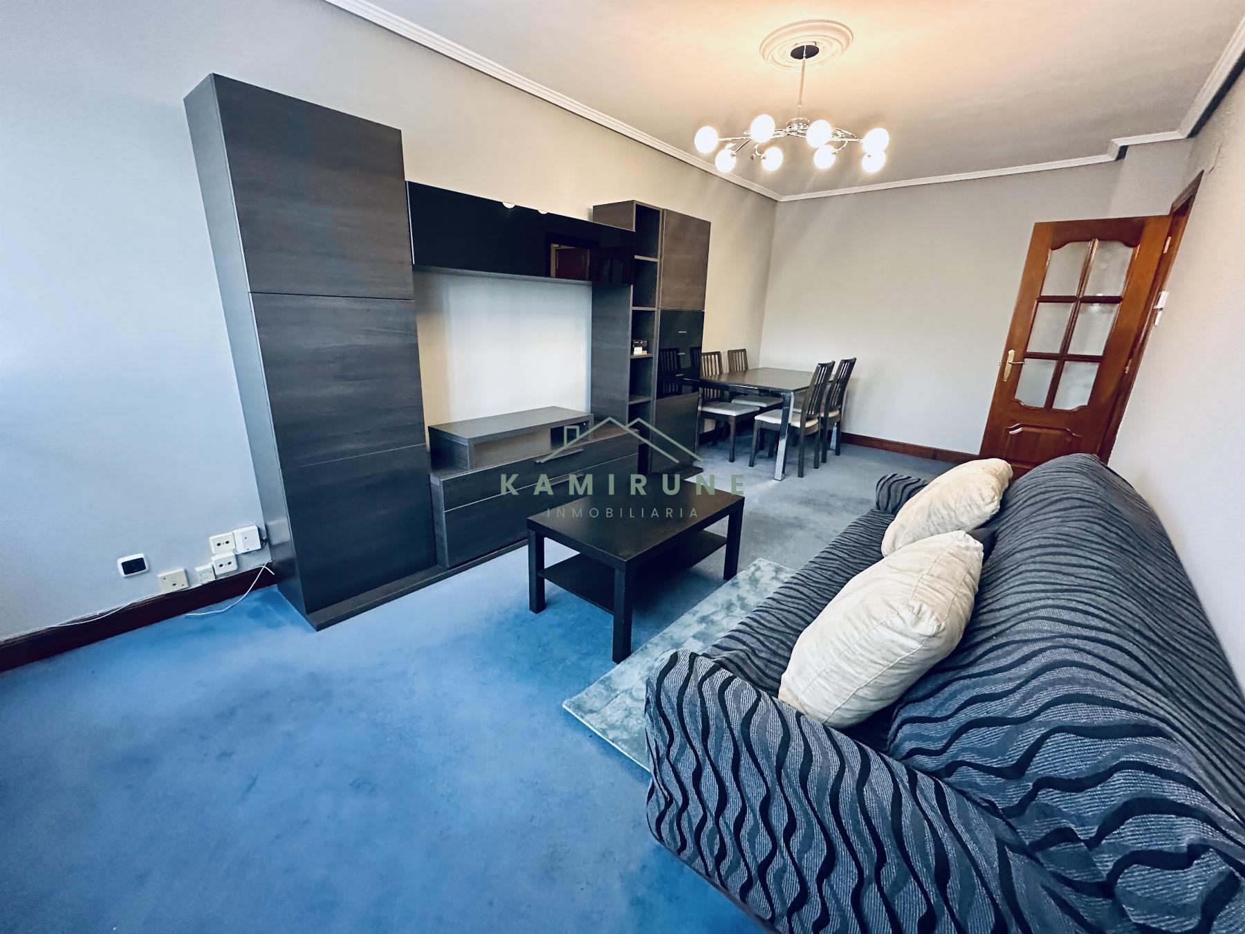 For sale of flat in Basauri