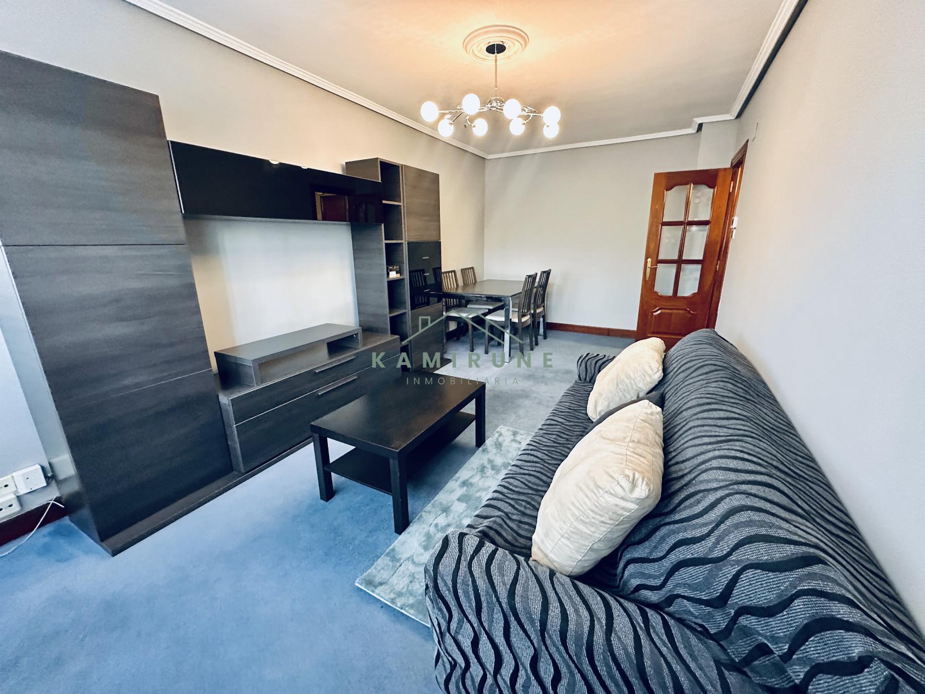 For sale of flat in Basauri