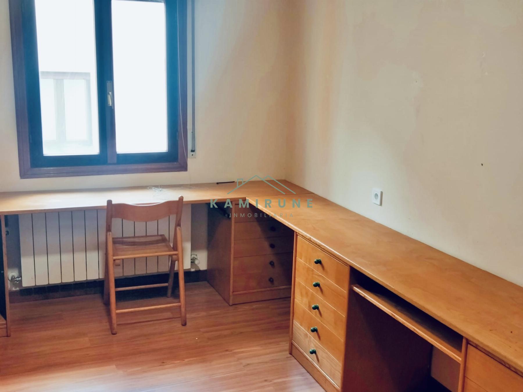 For sale of flat in Portugalete