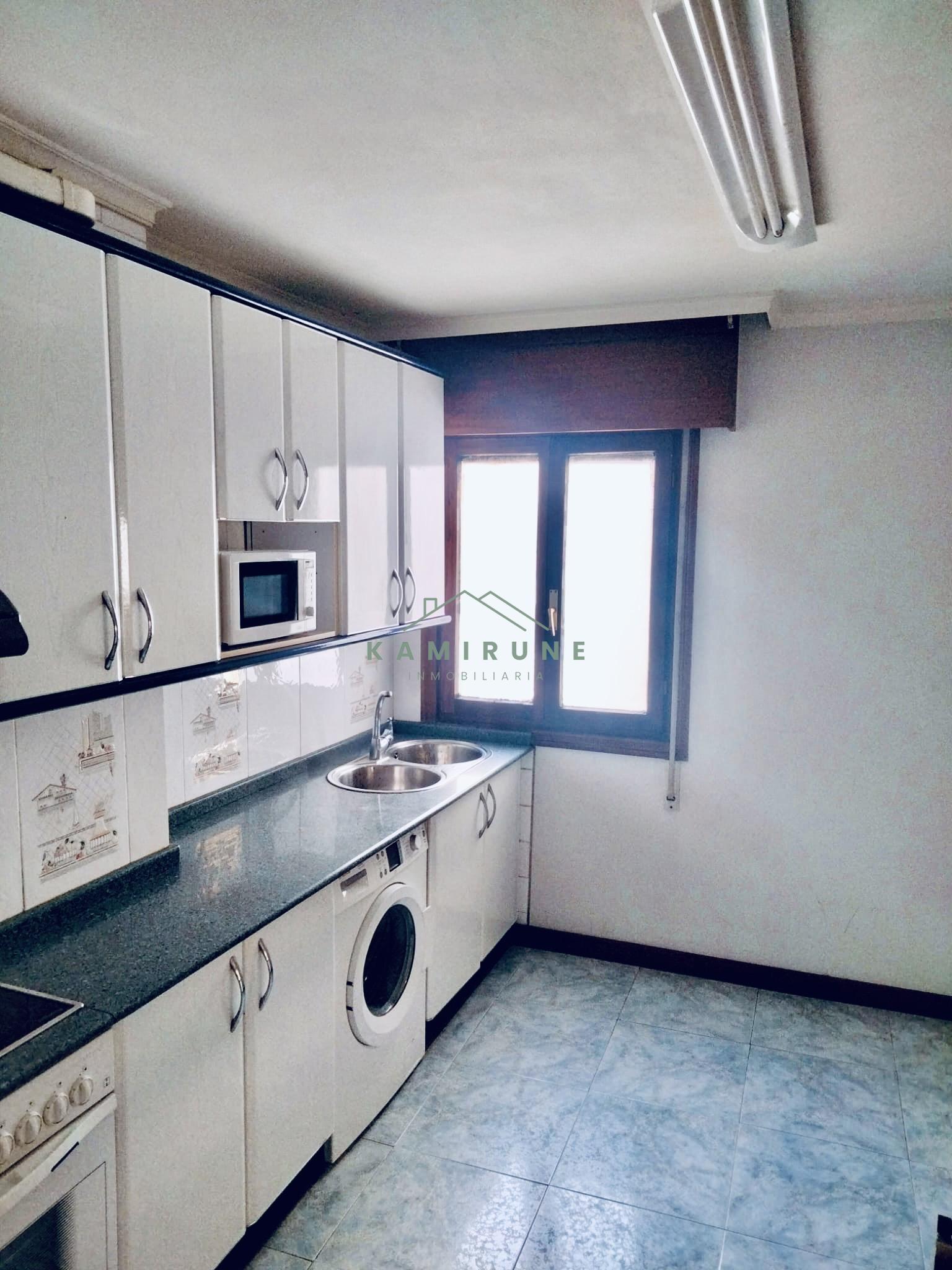 For sale of flat in Portugalete