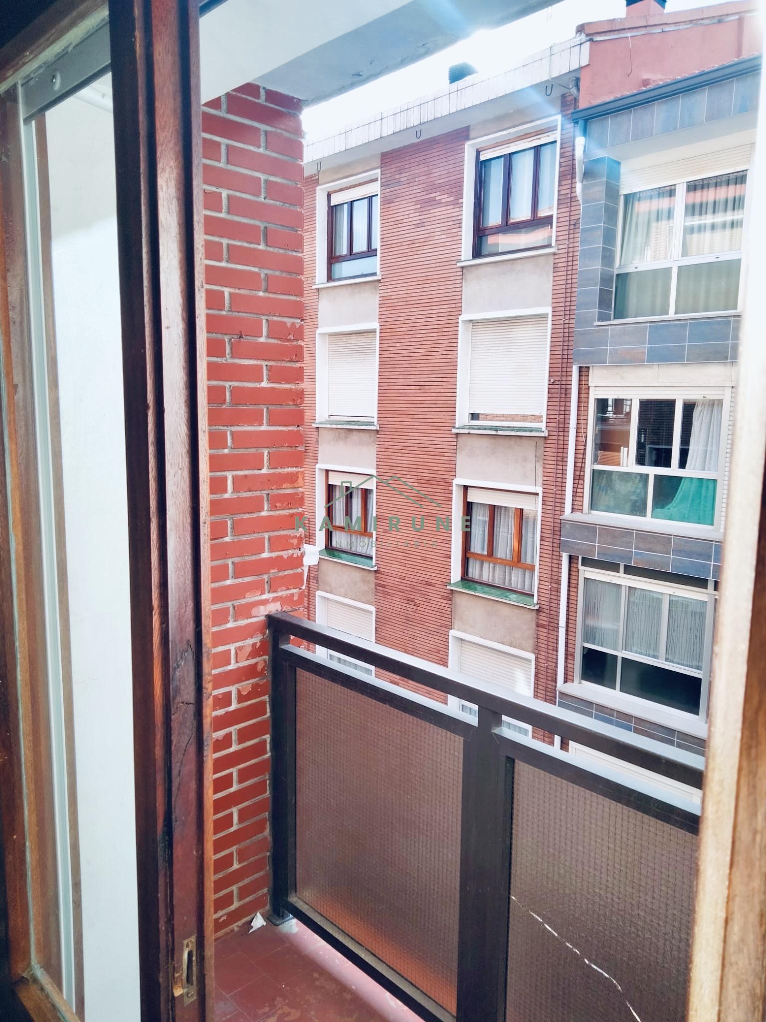 For sale of flat in Portugalete