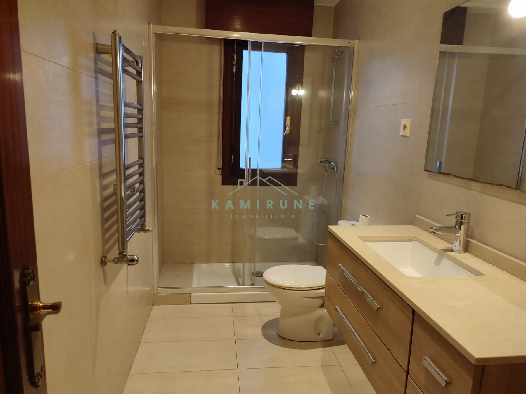 For sale of flat in Portugalete