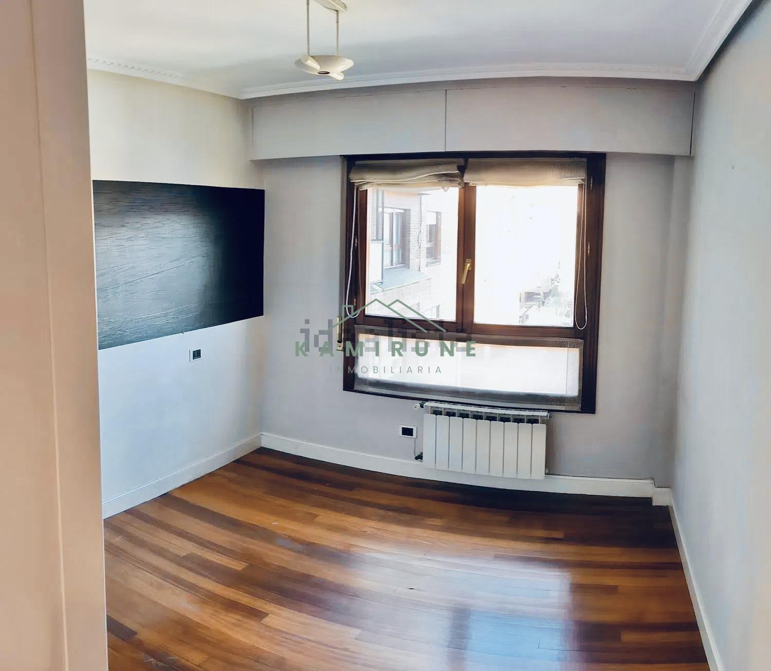For sale of flat in Bilbao