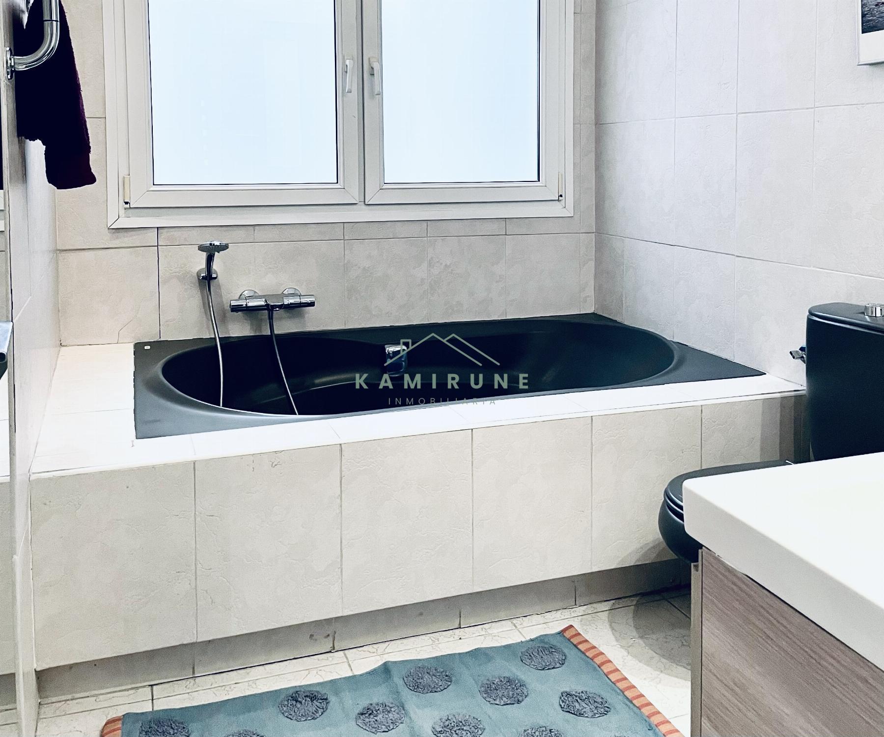 For sale of flat in Bilbao