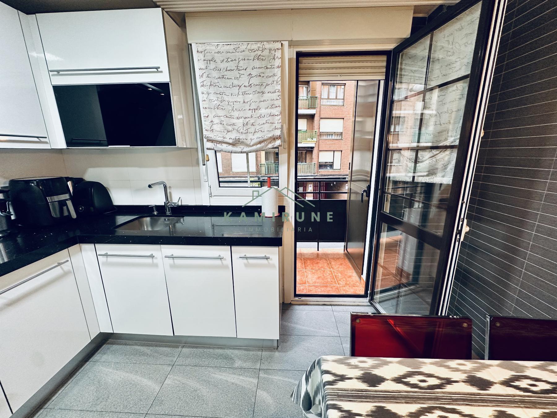 For sale of flat in Bilbao