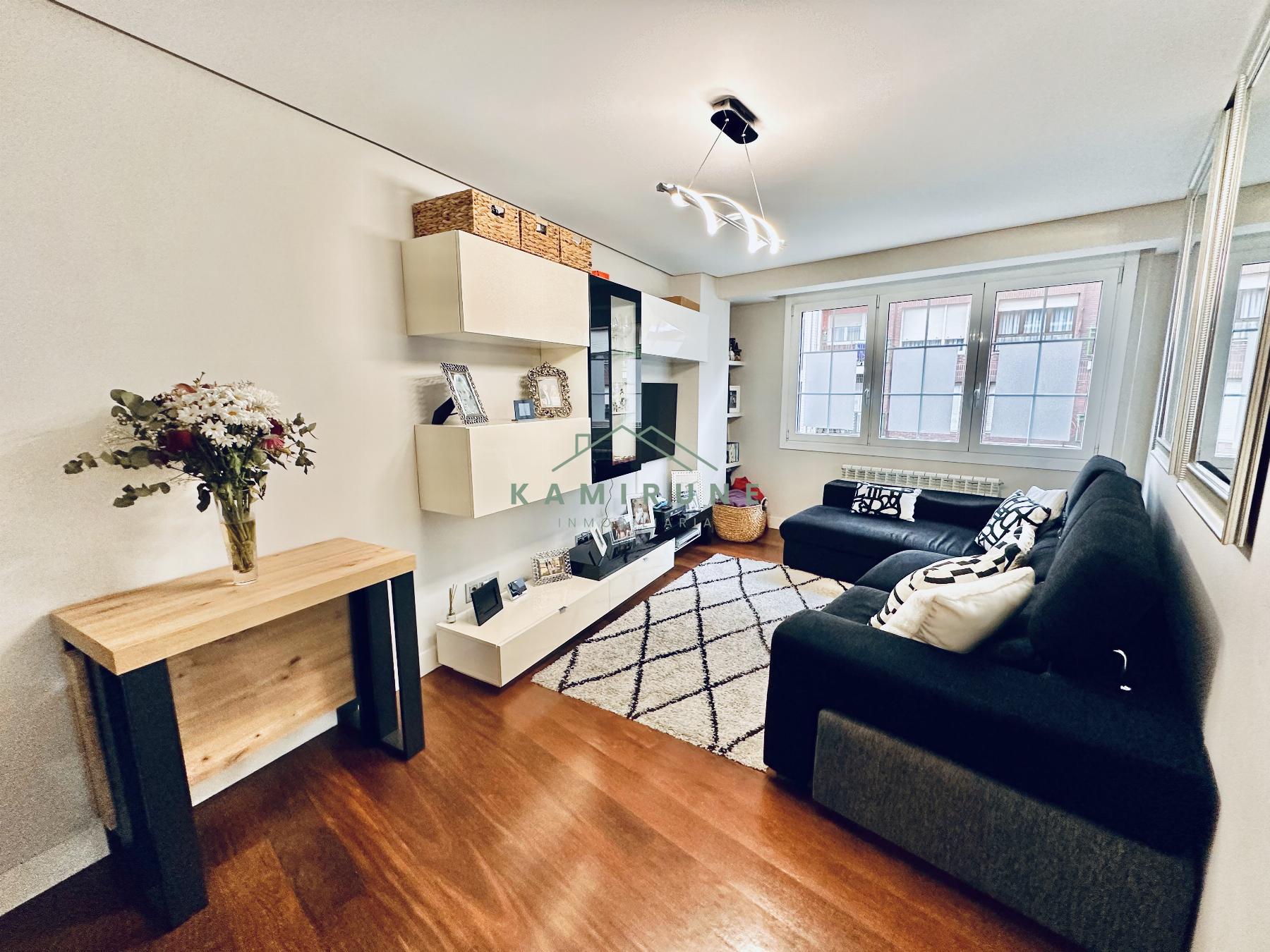 For sale of flat in Bilbao