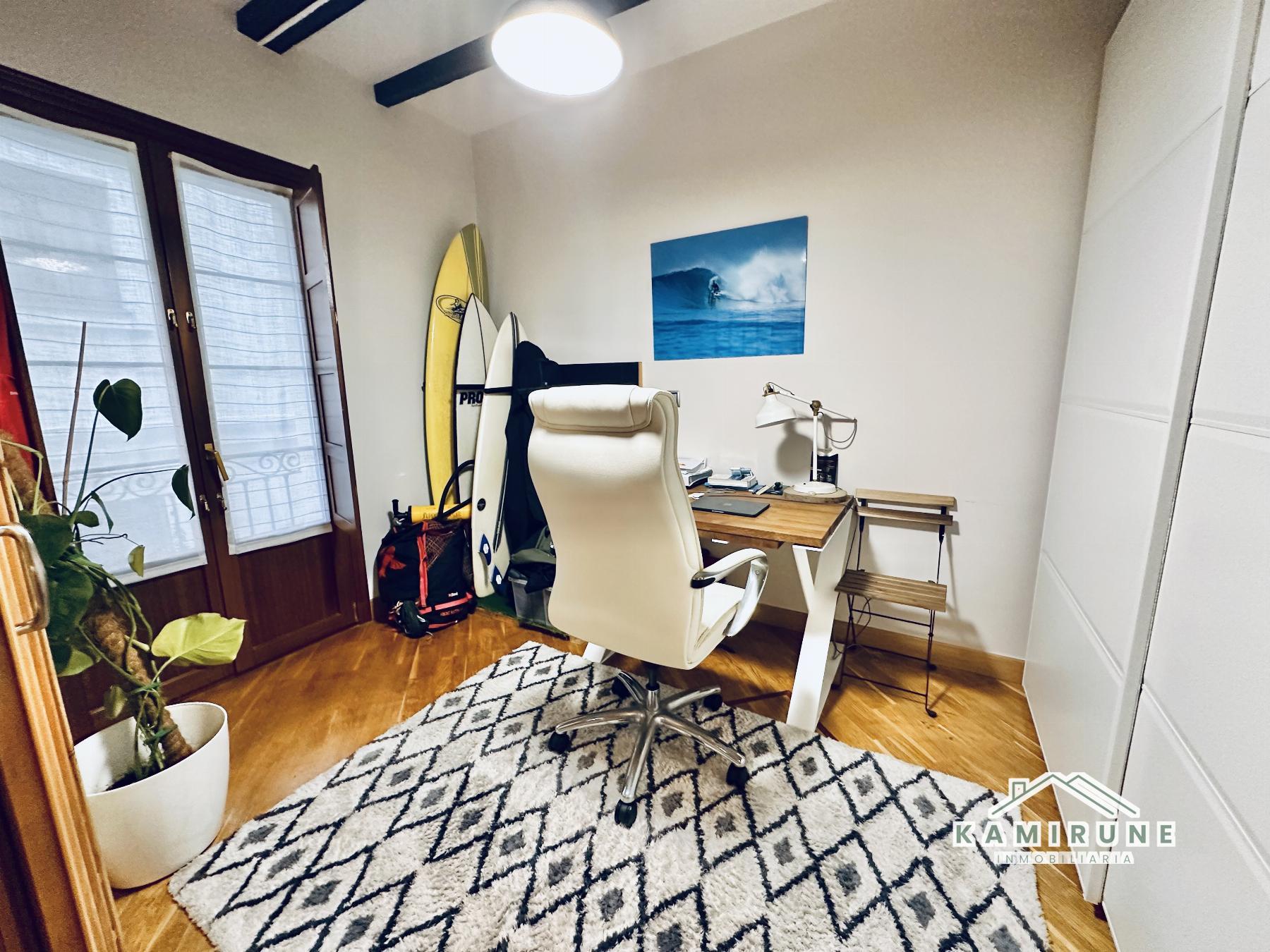 For sale of flat in Portugalete