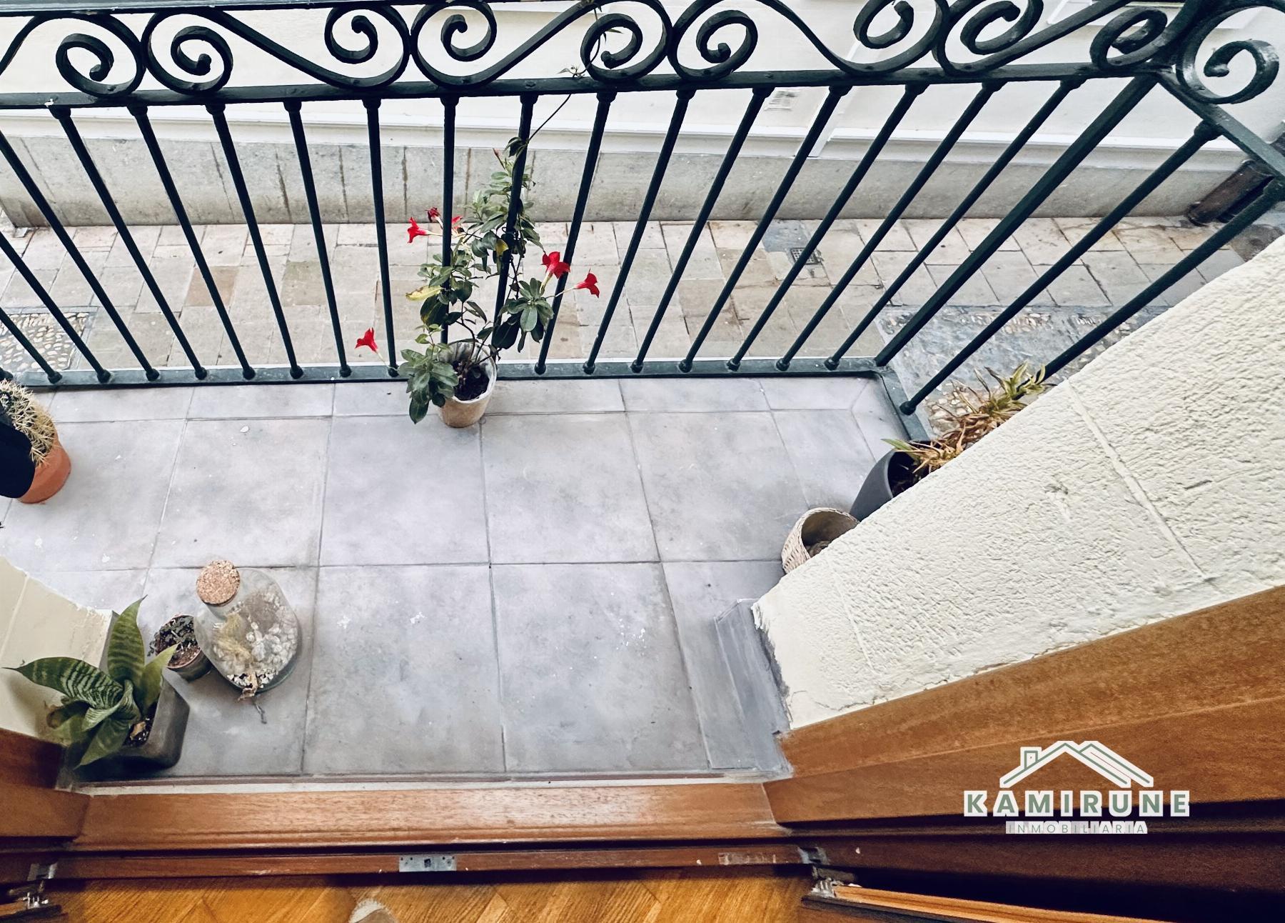 For sale of flat in Portugalete