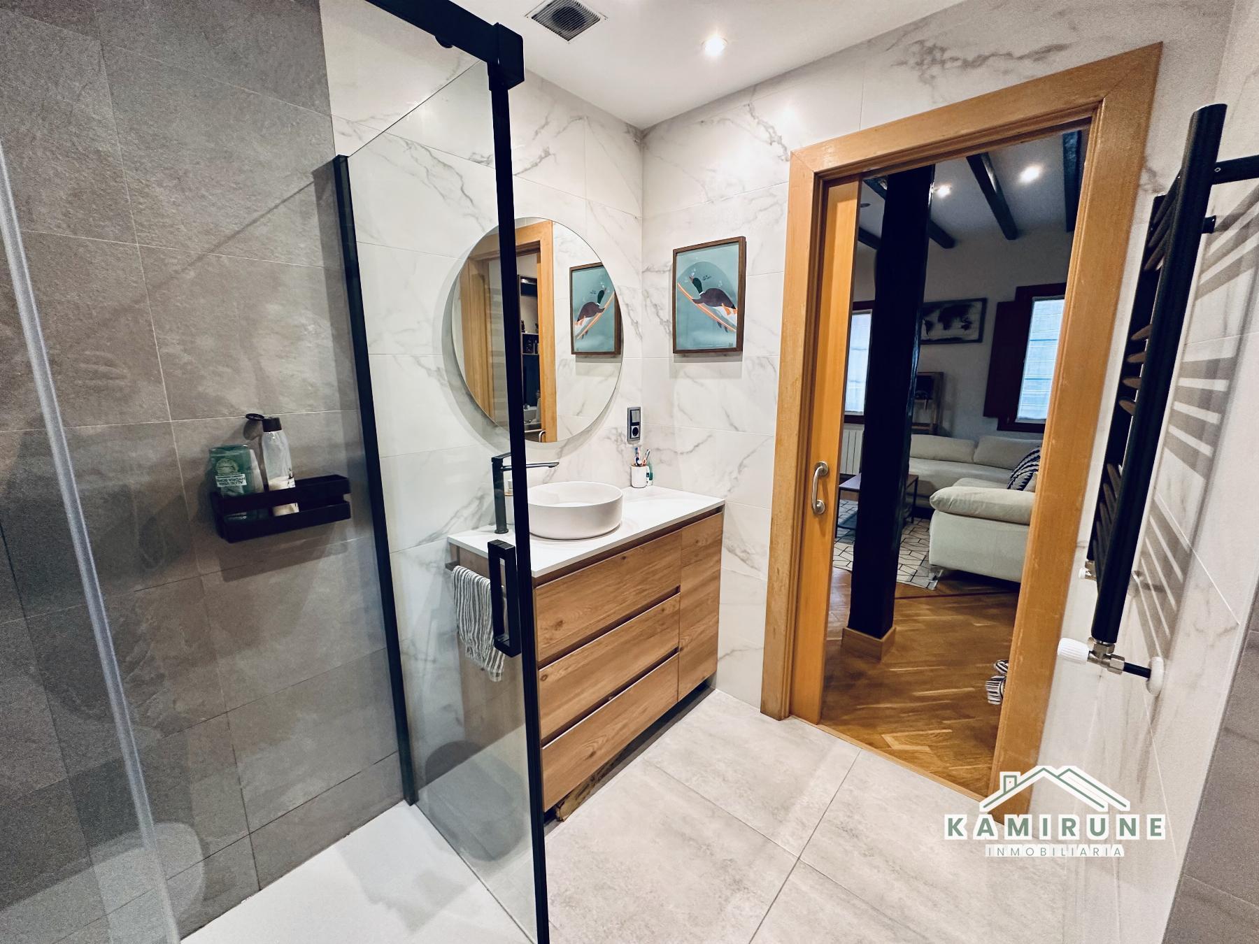 For sale of flat in Portugalete