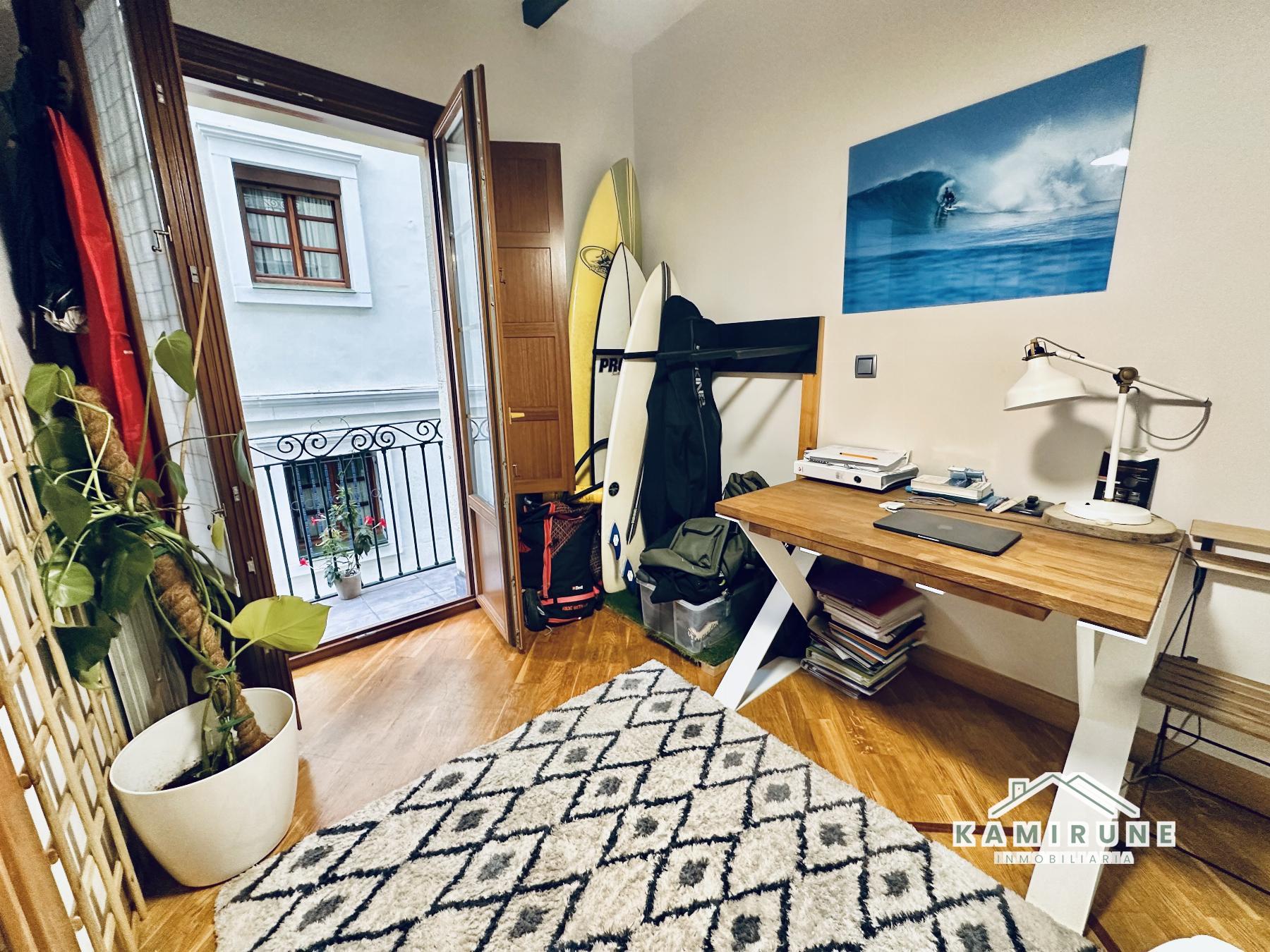 For sale of flat in Portugalete