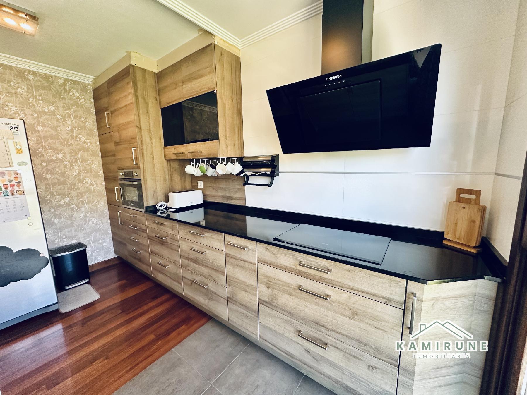 For sale of penthouse in Lemoa
