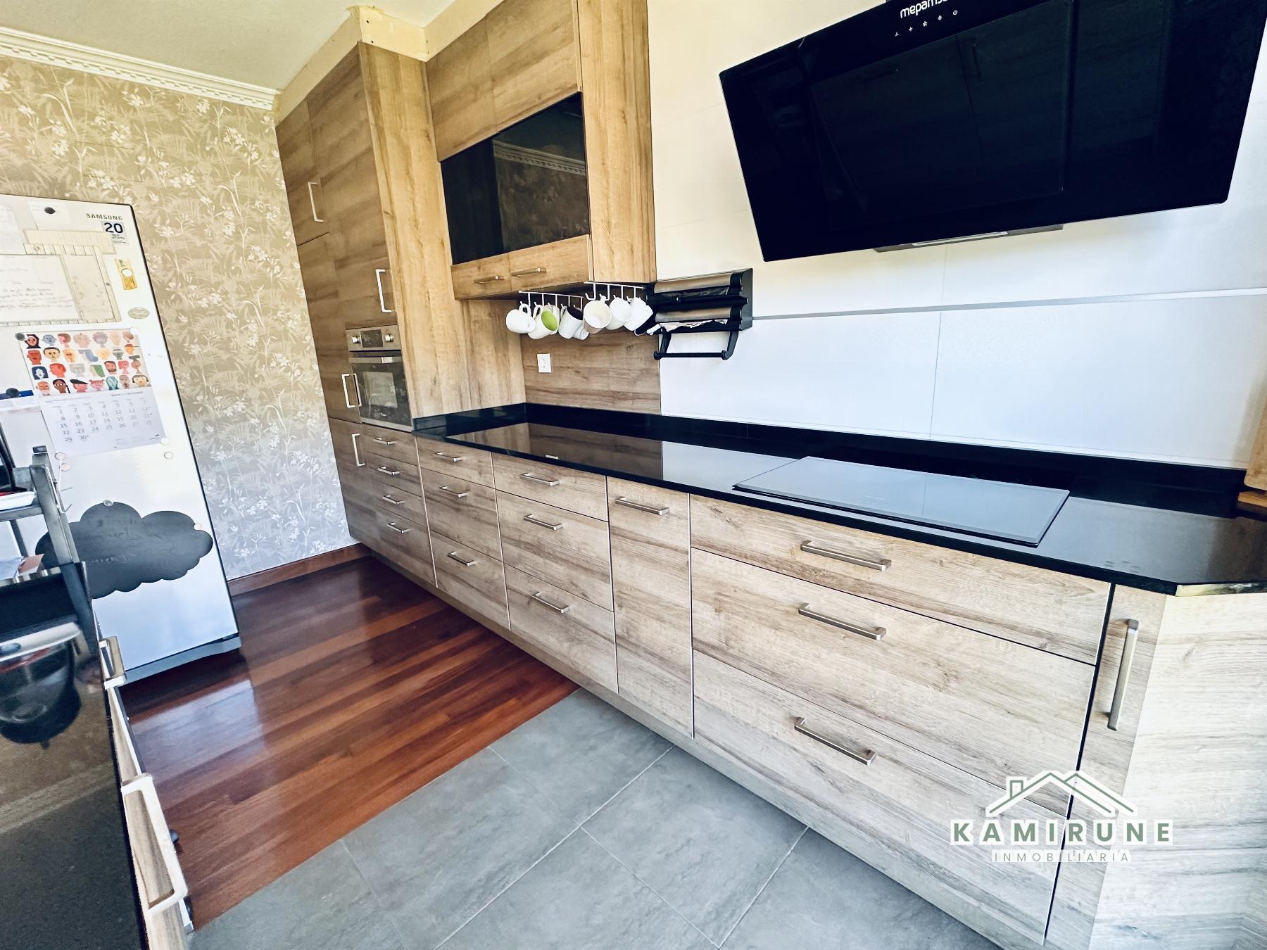 For sale of penthouse in Lemoa