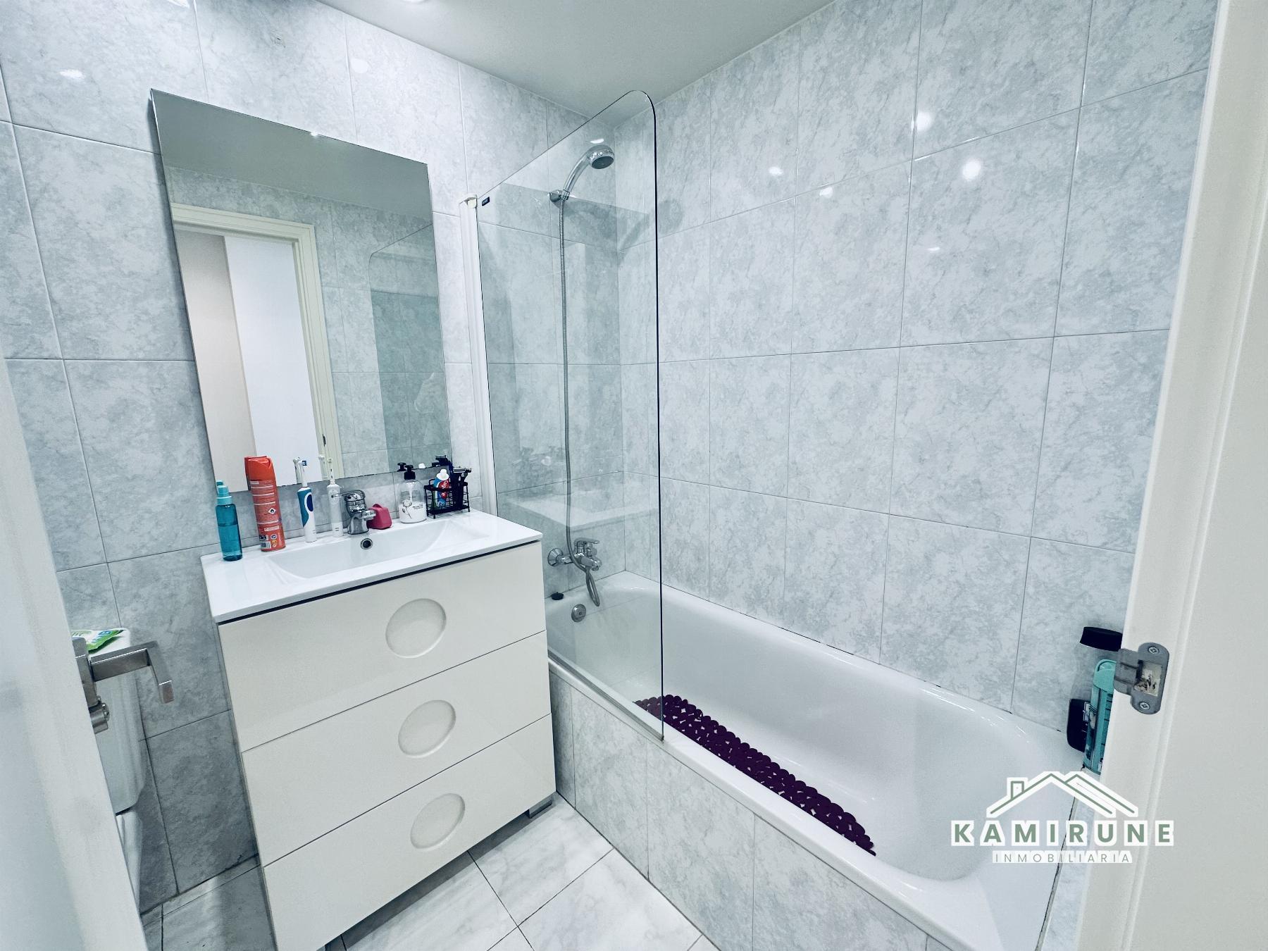 For sale of flat in Bilbao