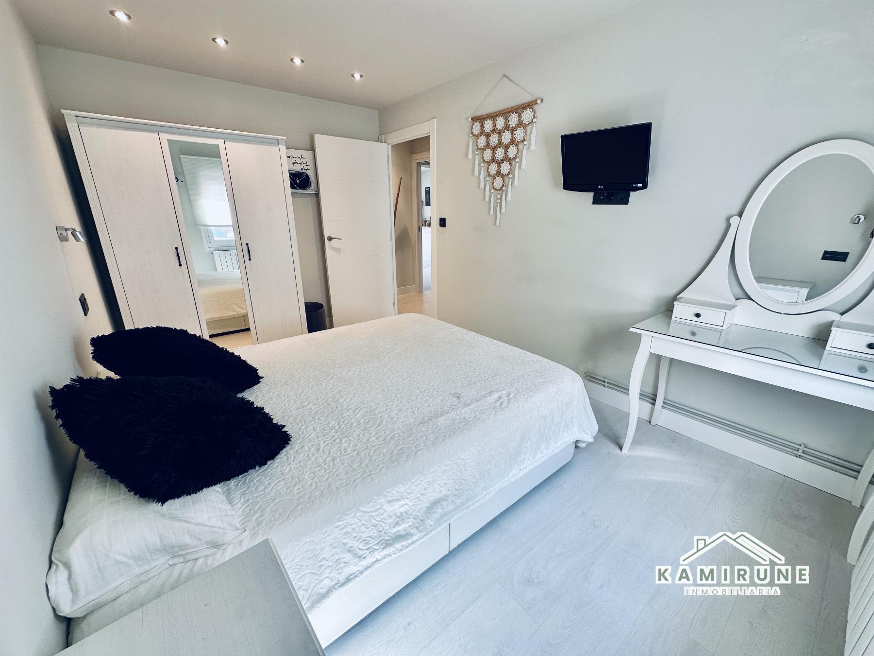 For sale of flat in Barakaldo