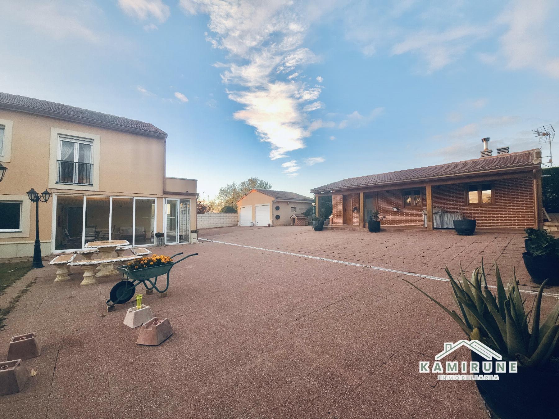 Venta de chalet en Adalia